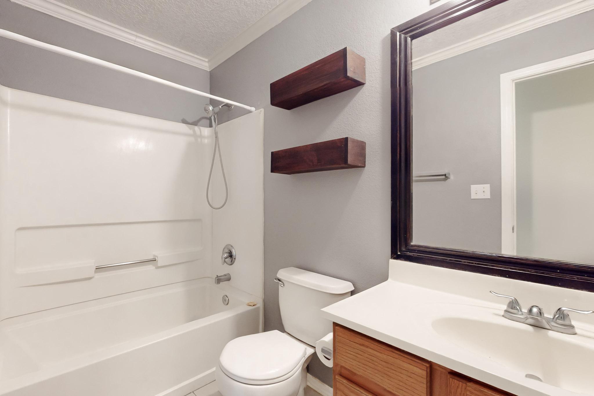 9516 SUNDORO Place NW