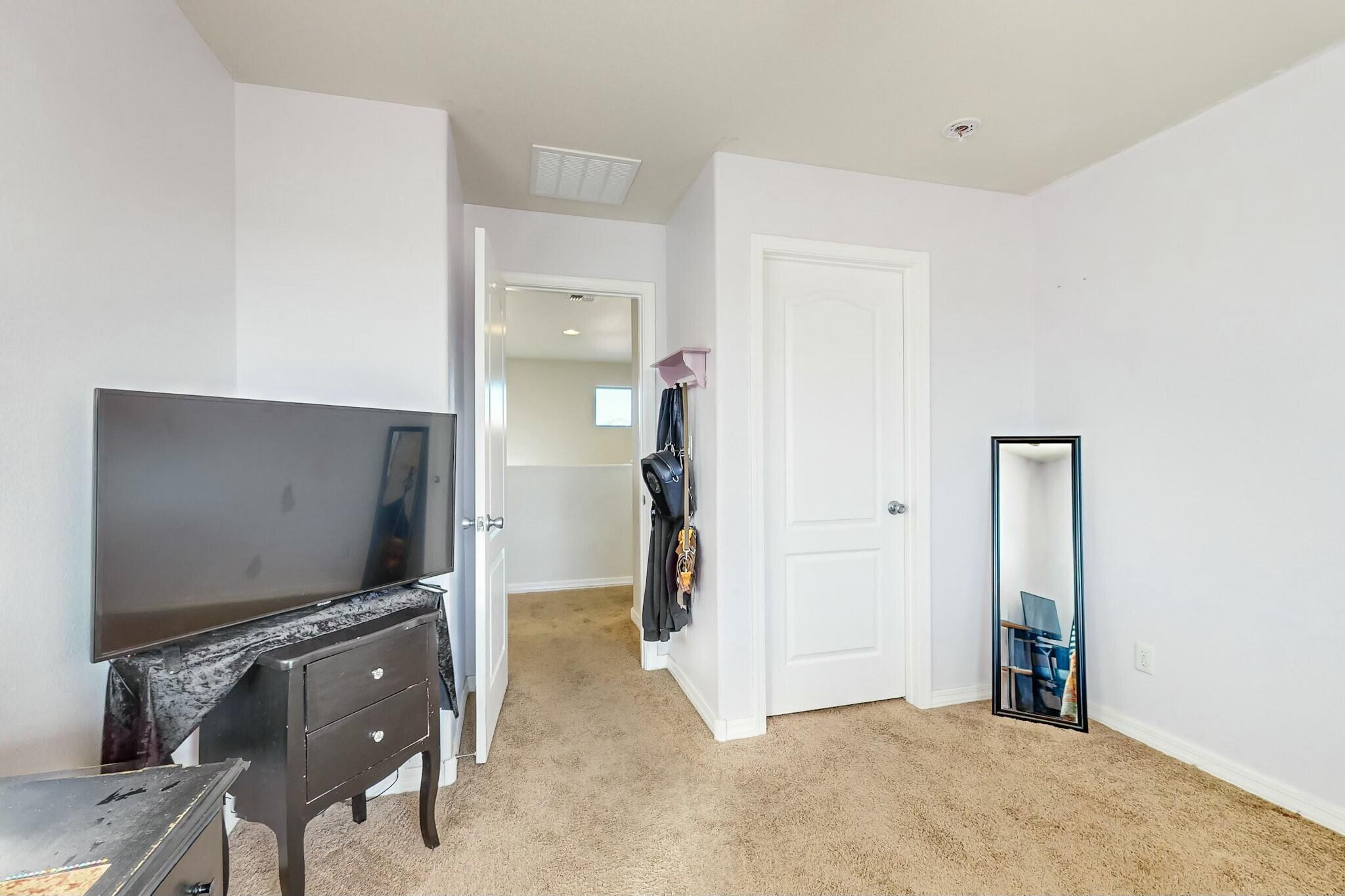 1013 EL PASEO Street NW