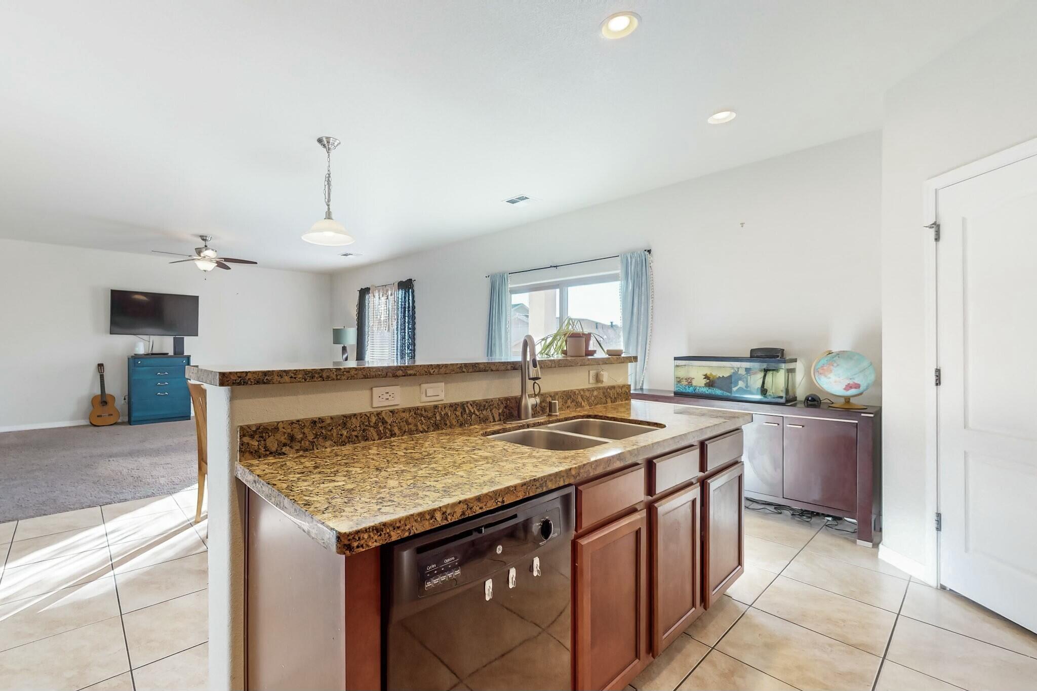 1013 EL PASEO Street NW