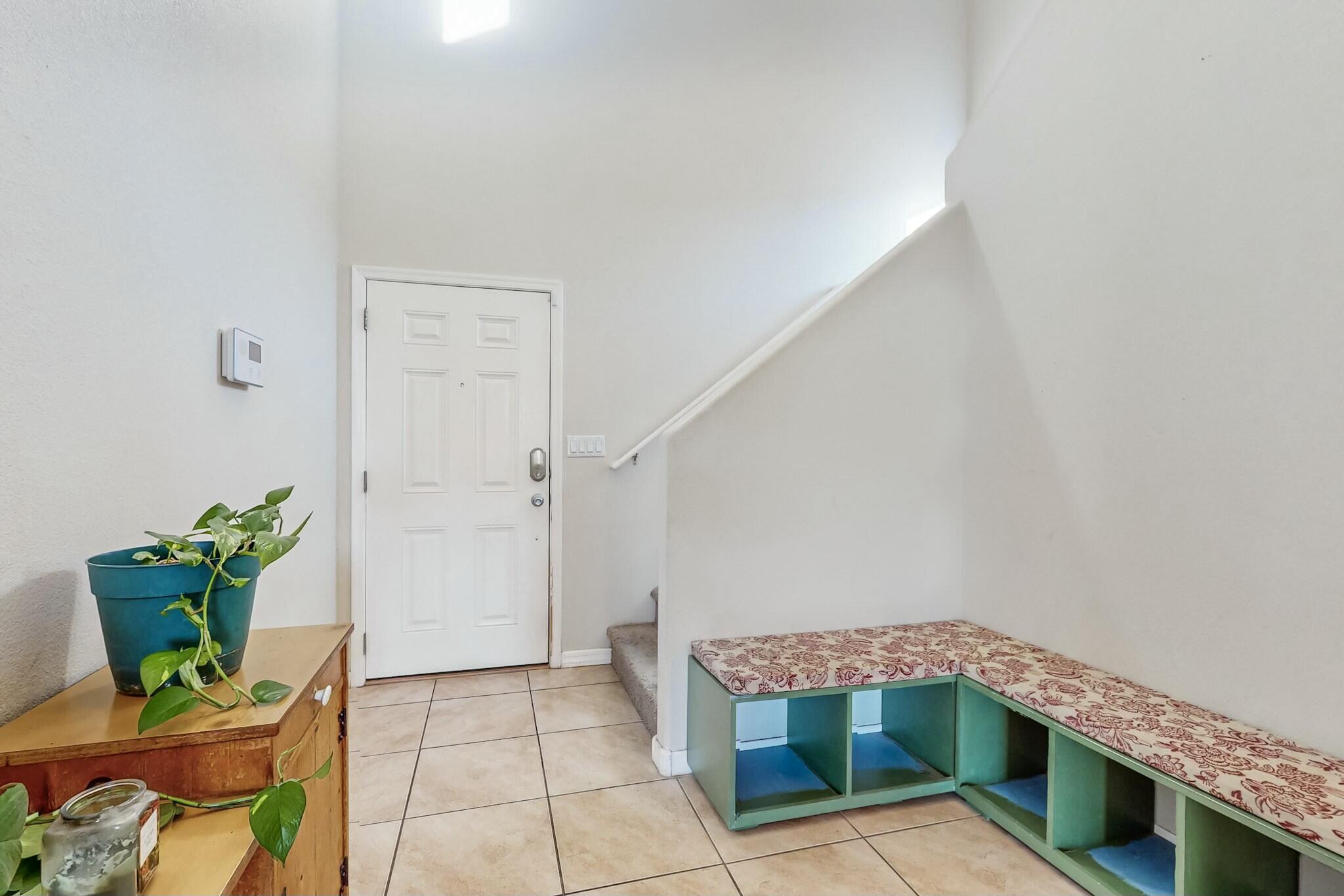 1013 EL PASEO Street NW