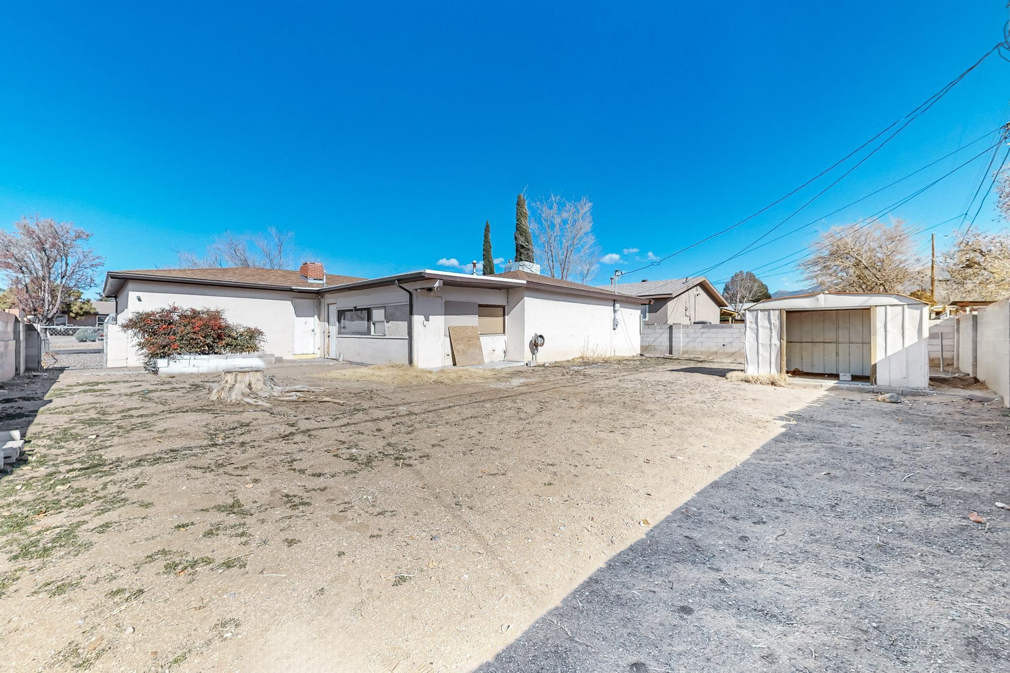 9124 Comanche Road NE
