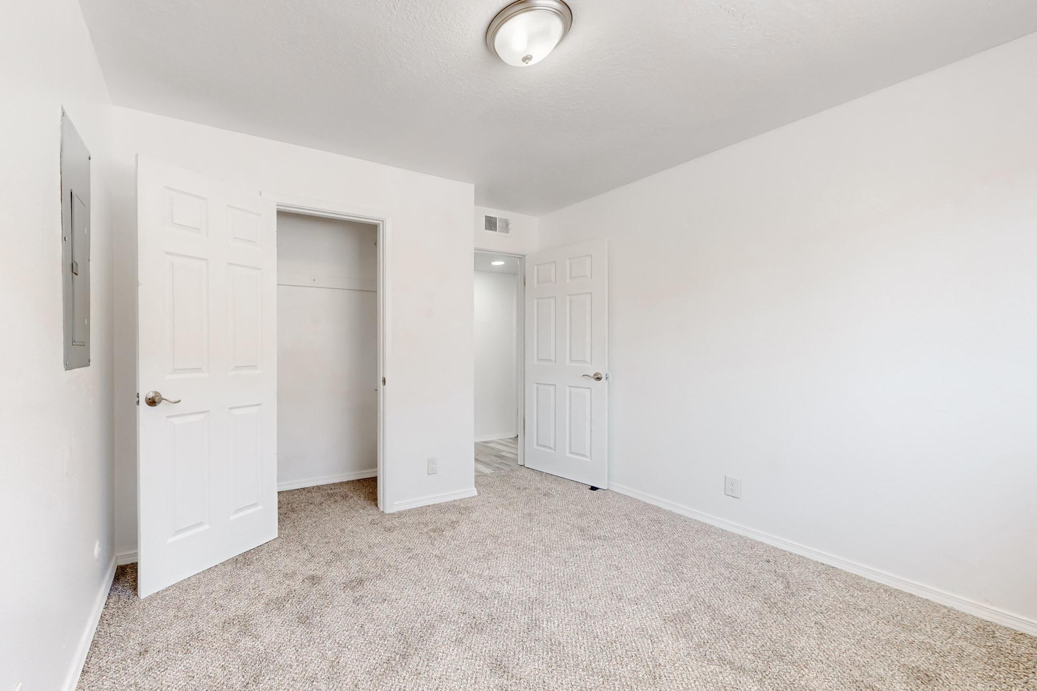 9124 Comanche Road NE