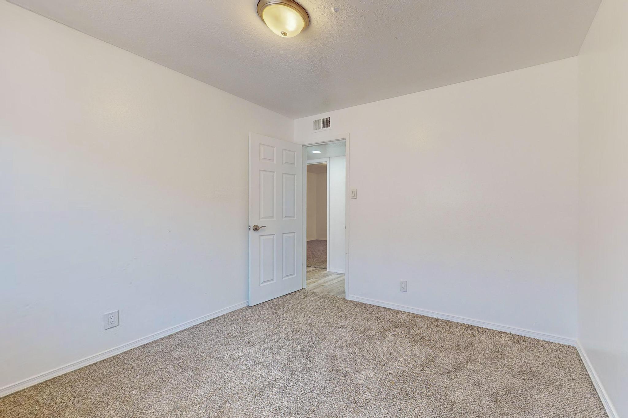 9124 Comanche Road NE