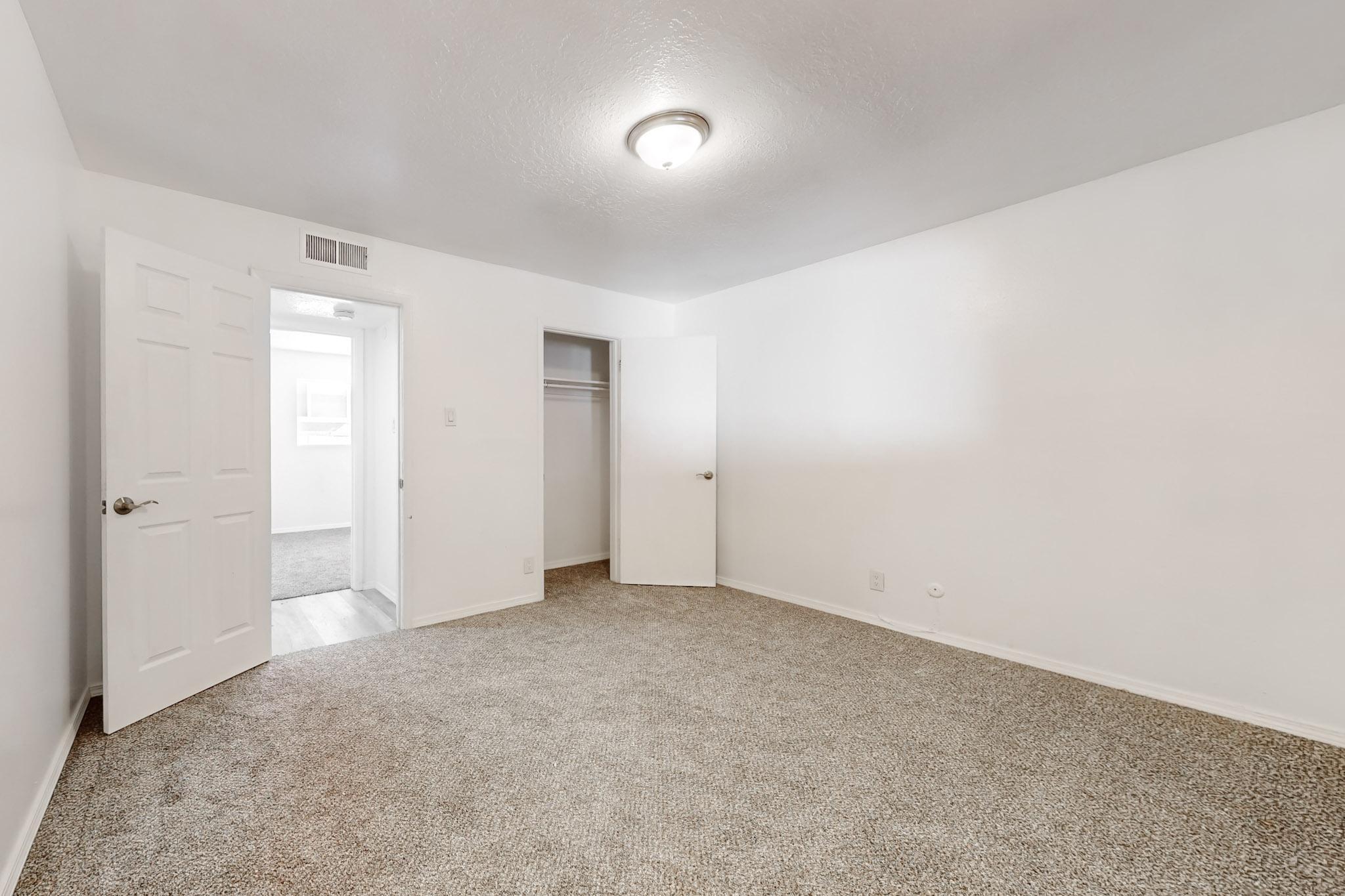 9124 Comanche Road NE