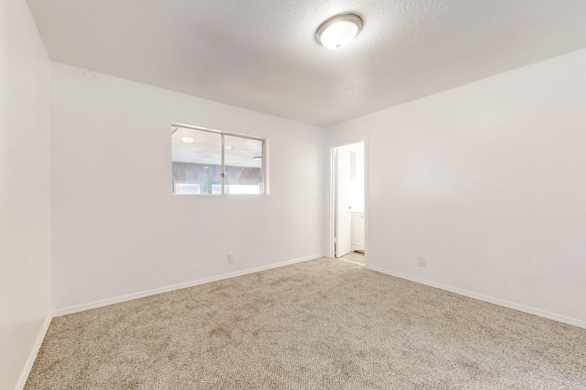 9124 Comanche Road NE