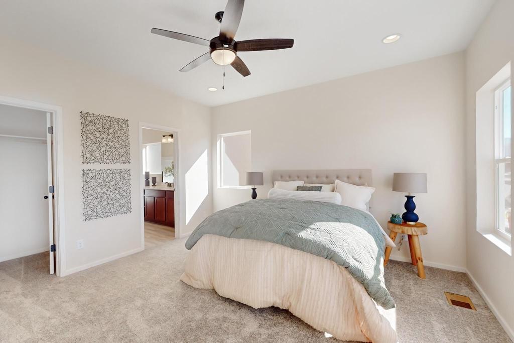 13615 Covered Wagon Avenue SE