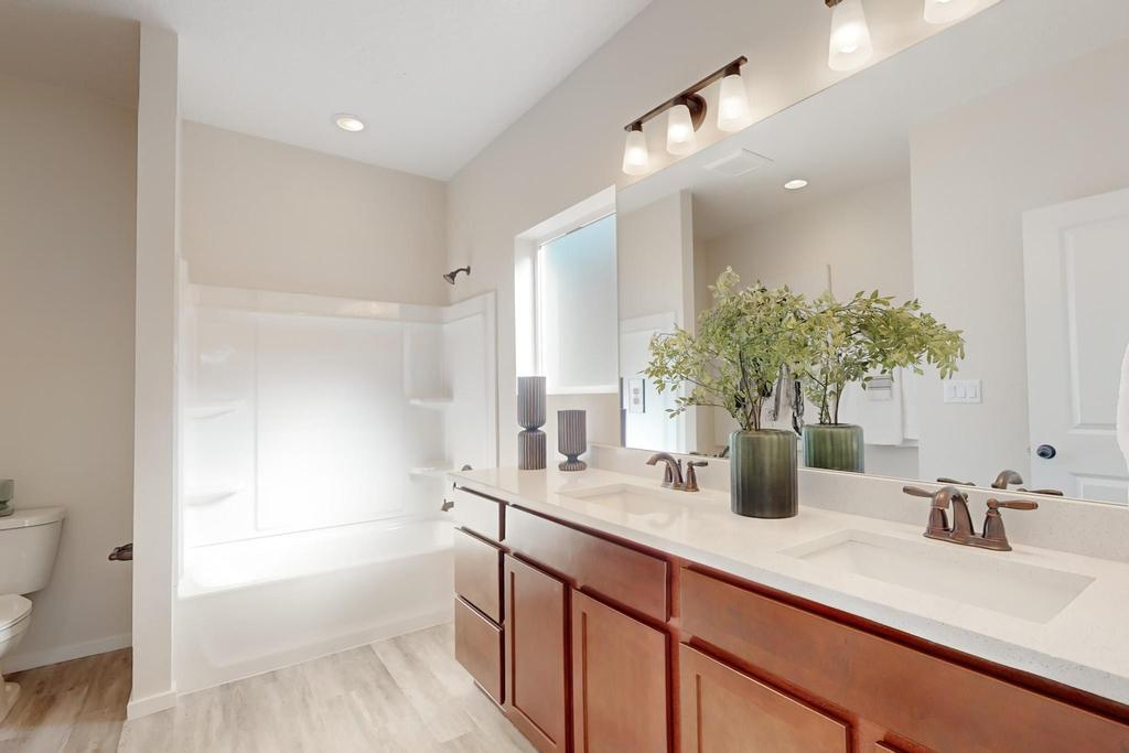 13615 Covered Wagon Avenue SE