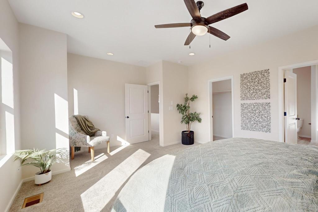 13615 Covered Wagon Avenue SE