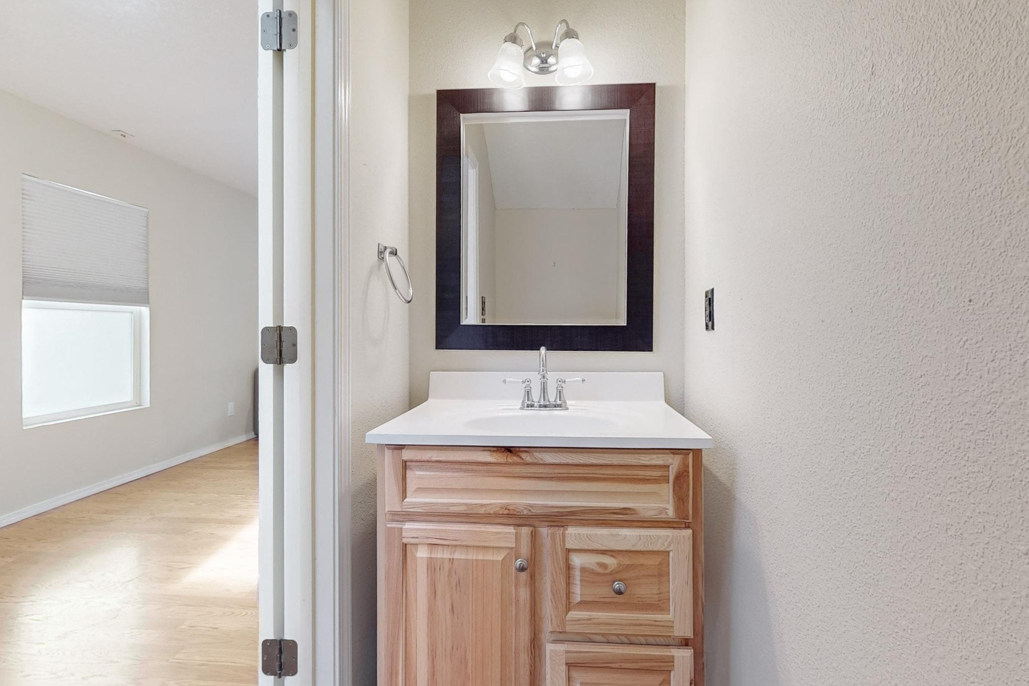 3220 MOUNTAINSIDE Parkway NE