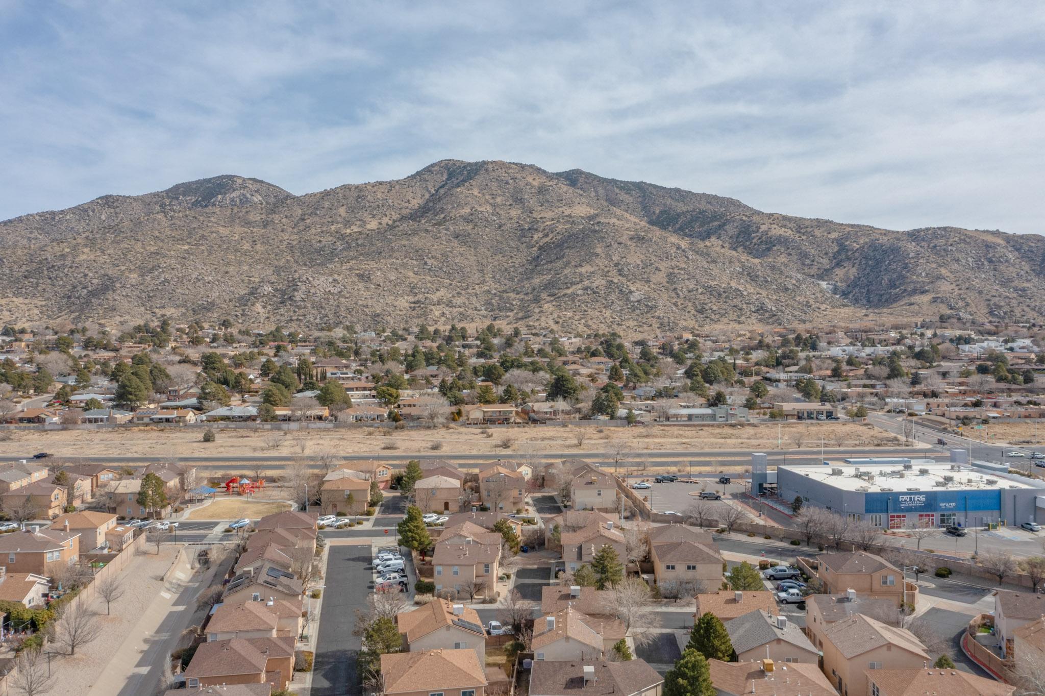 3220 MOUNTAINSIDE Parkway NE