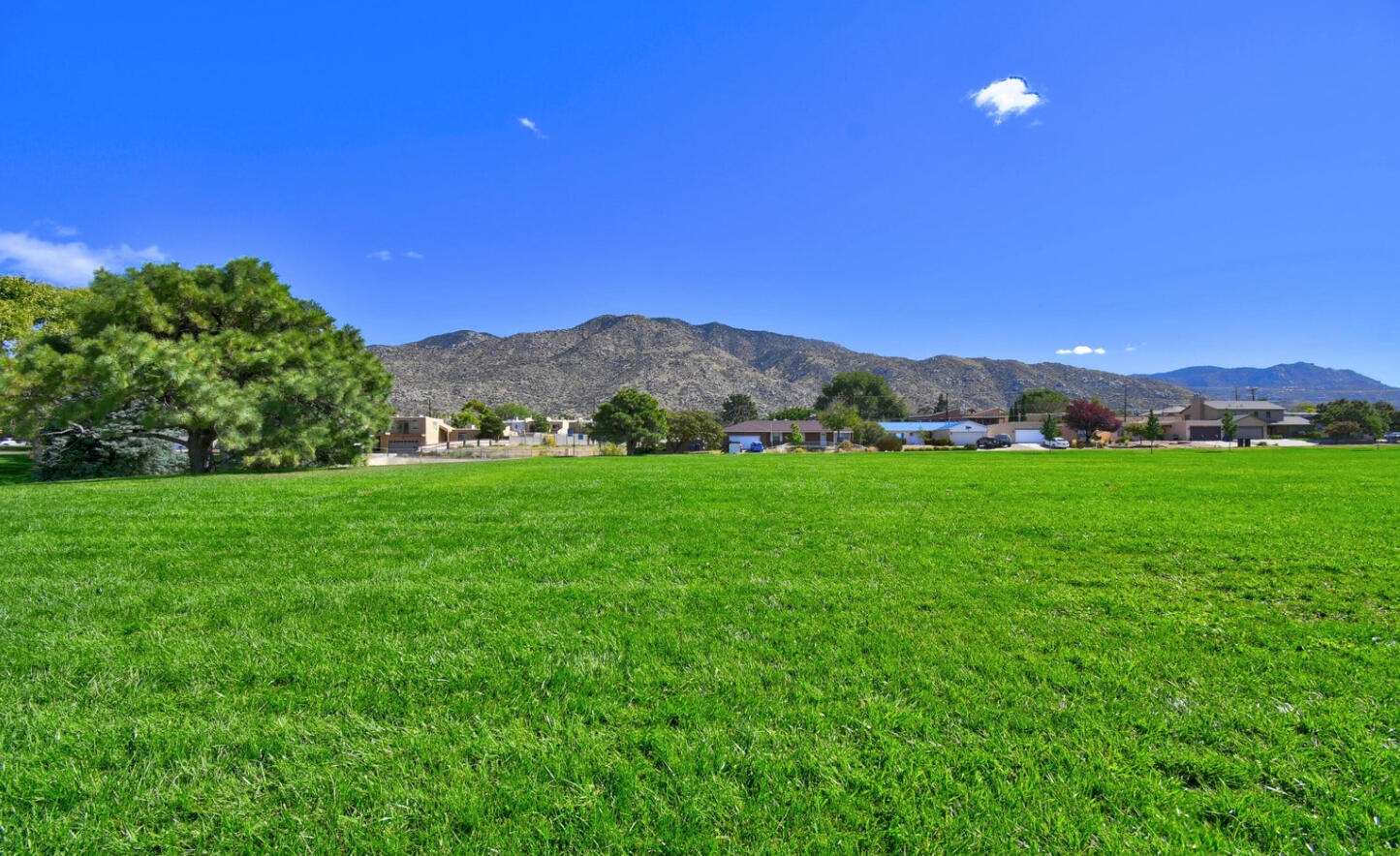 3220 MOUNTAINSIDE Parkway NE