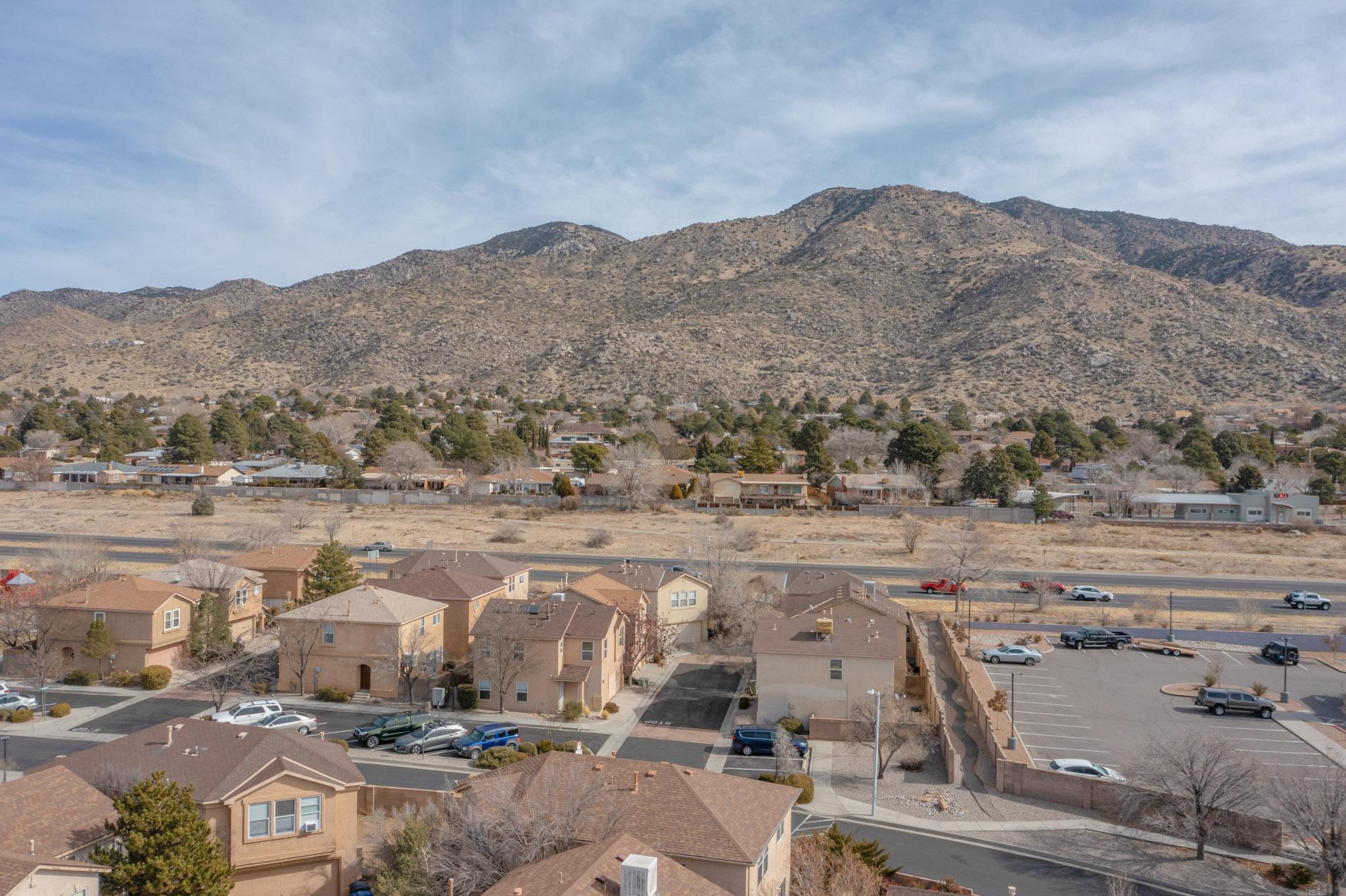 3220 MOUNTAINSIDE Parkway NE