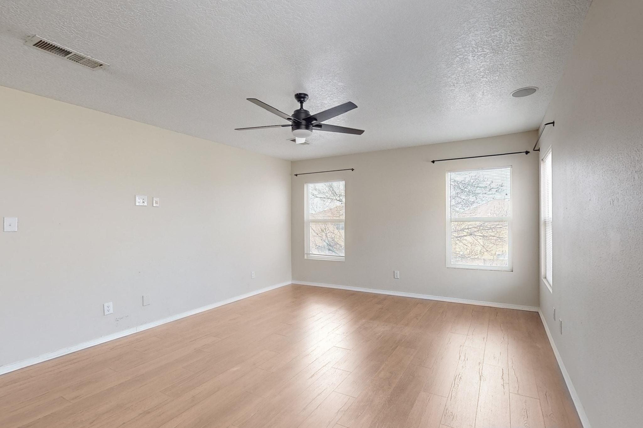 3220 MOUNTAINSIDE Parkway NE