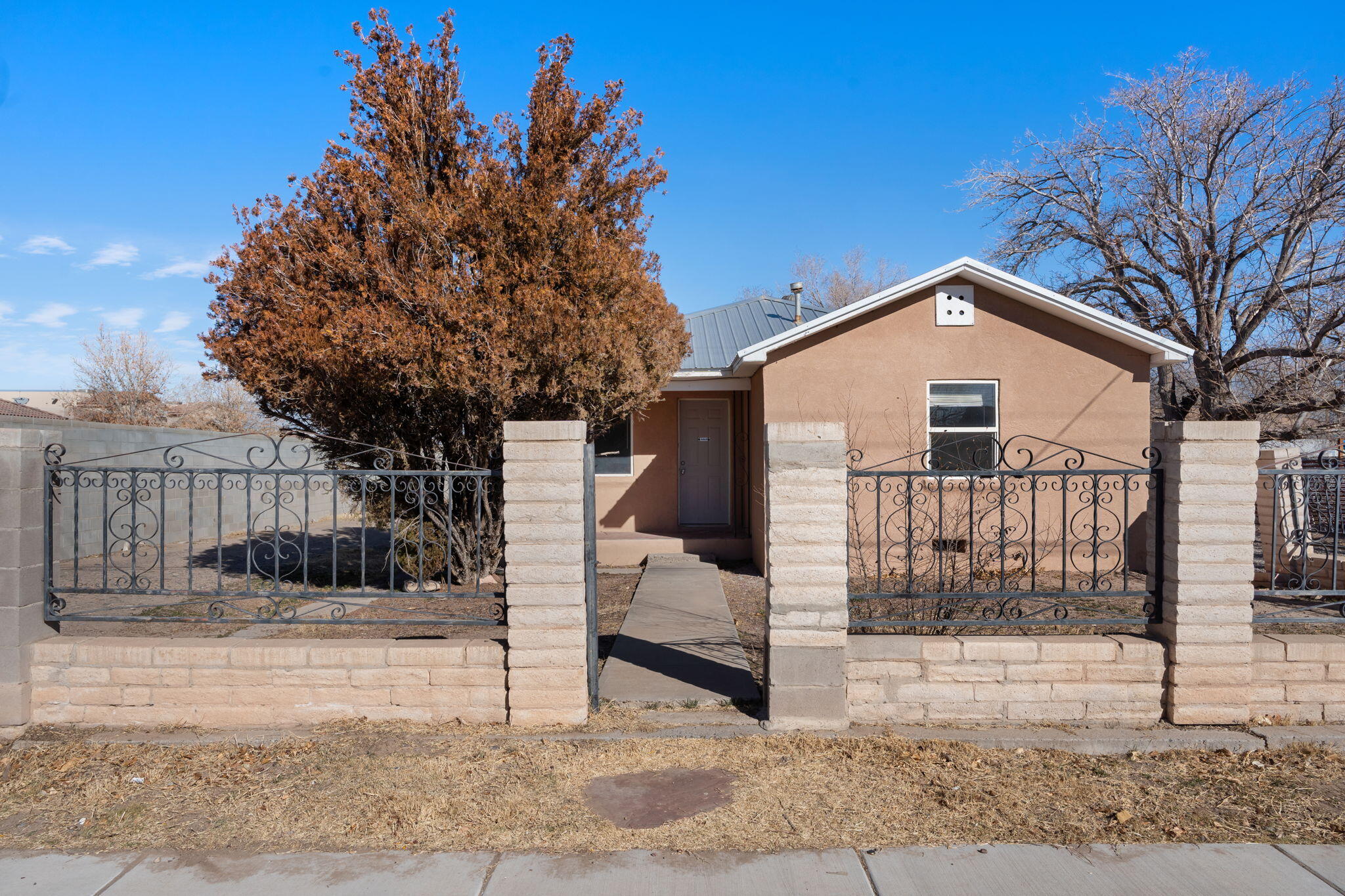 636 Coronado Street 634