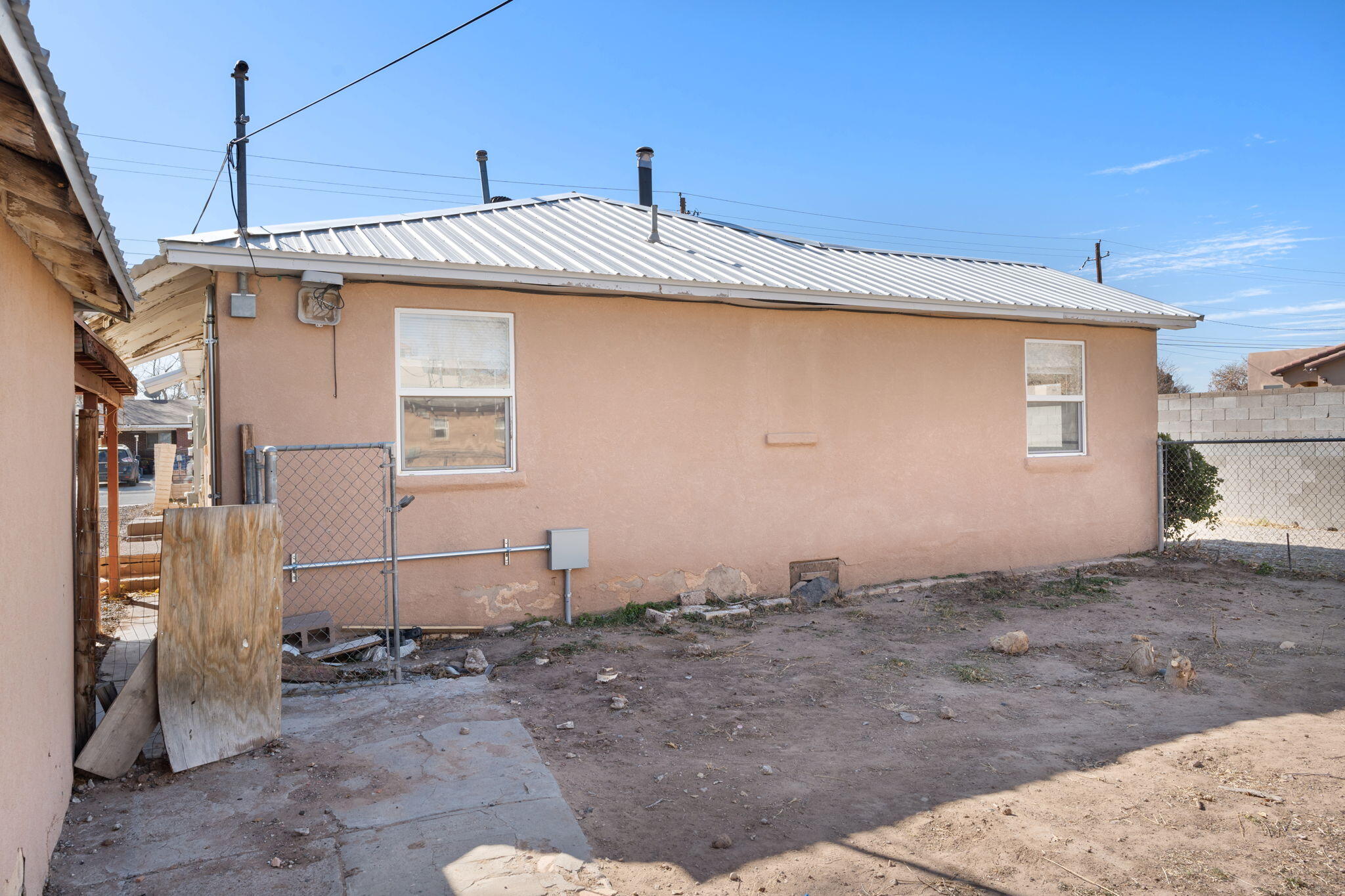 636 Coronado Street 634