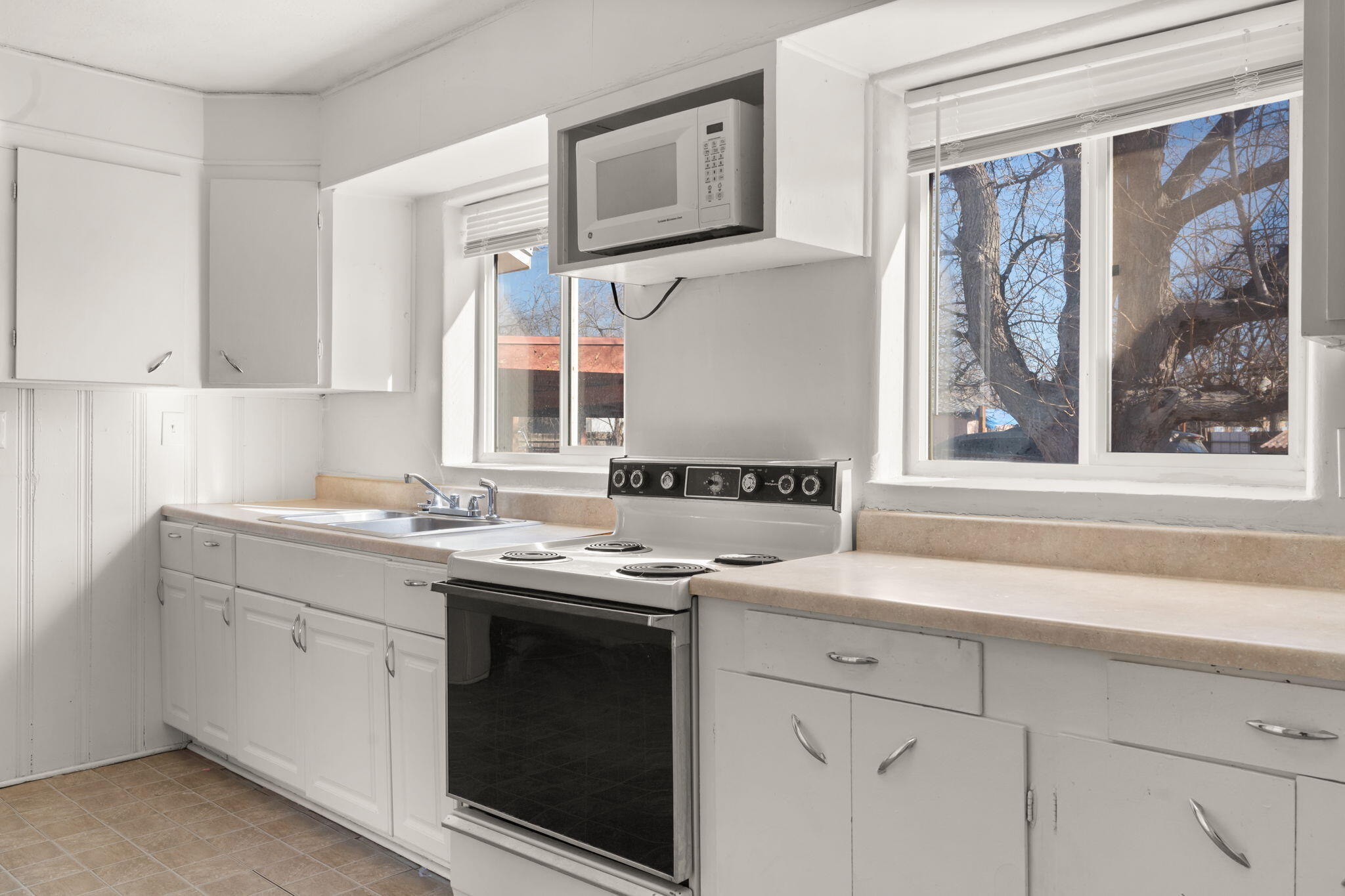 636 Coronado Street 634