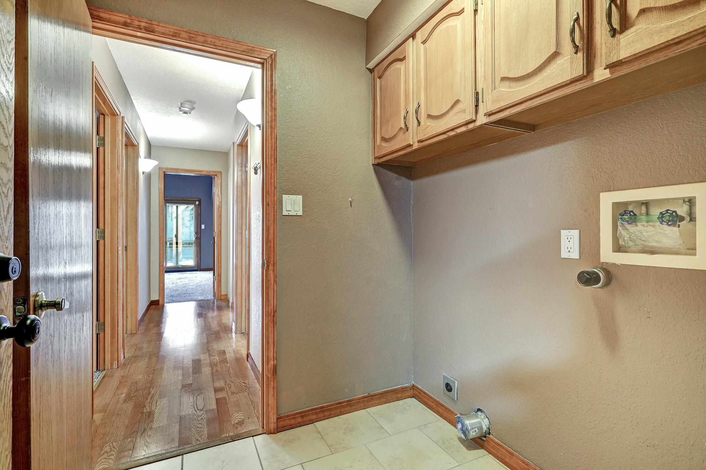 9608 SAN RAFAEL Avenue NE