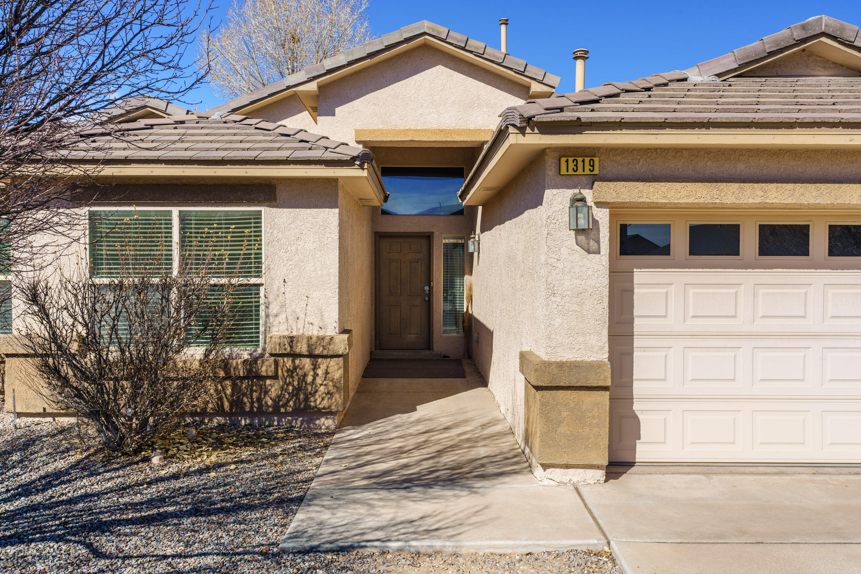 1319 SIDEWINDER Road NE