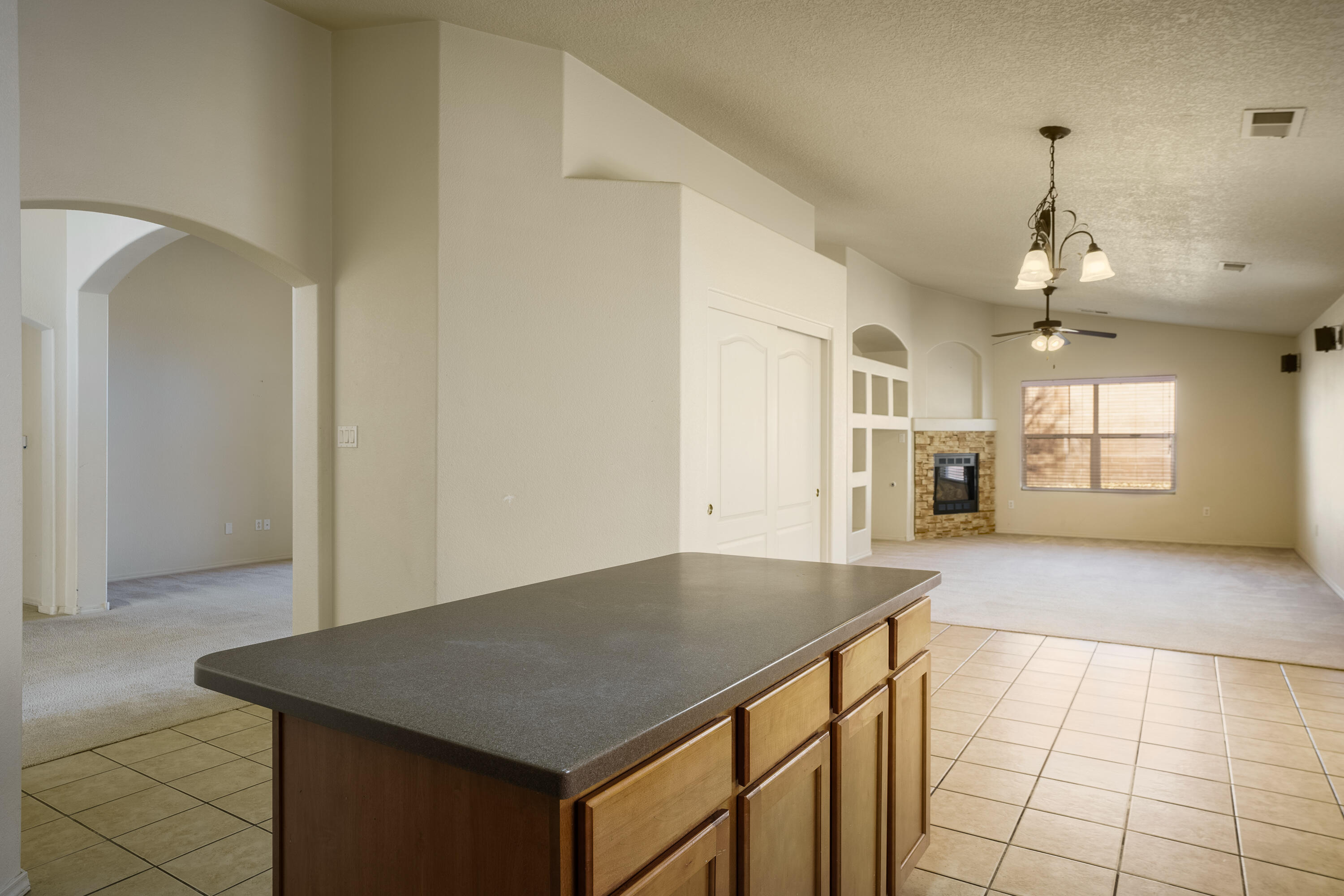 1319 SIDEWINDER Road NE