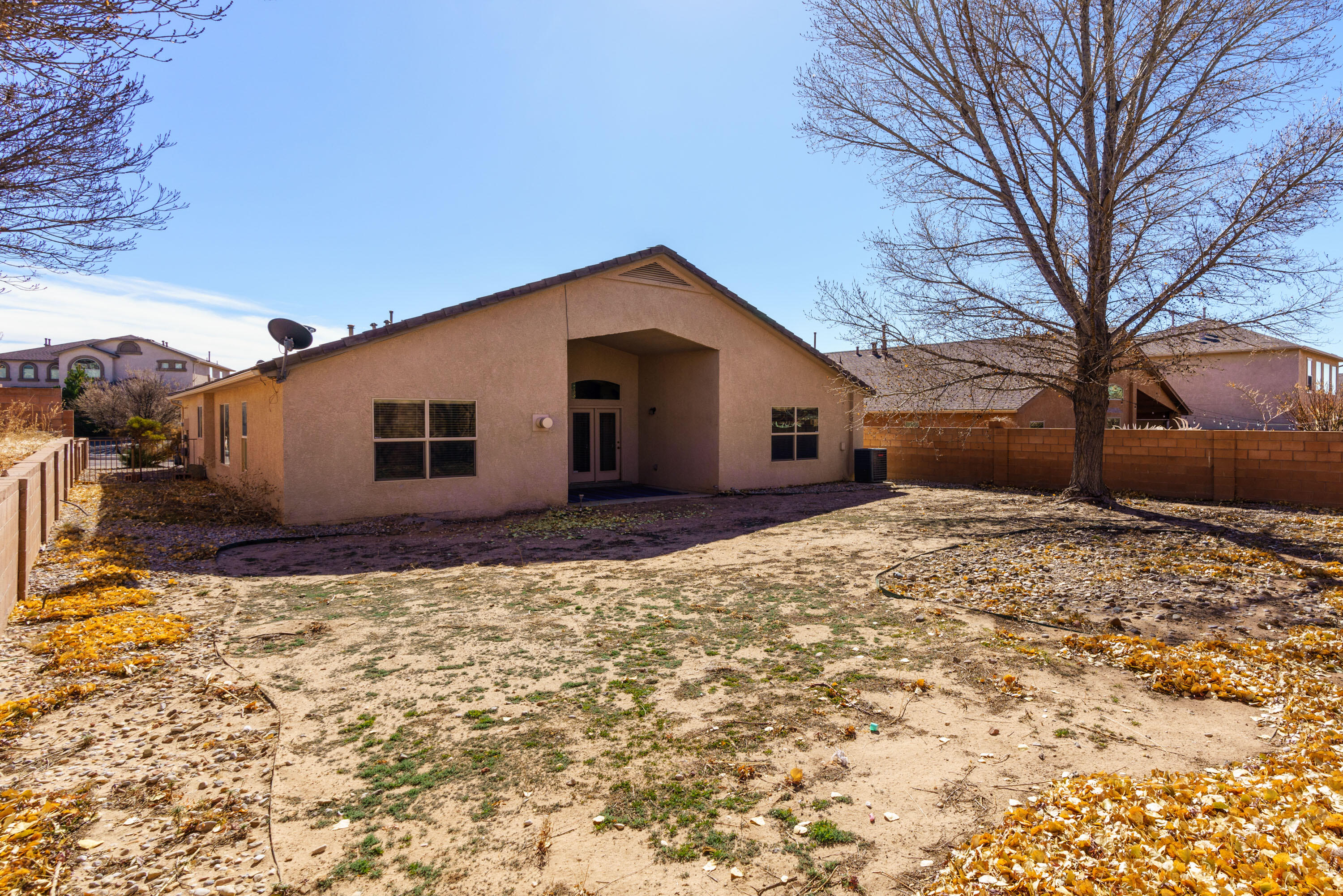 1319 SIDEWINDER Road NE