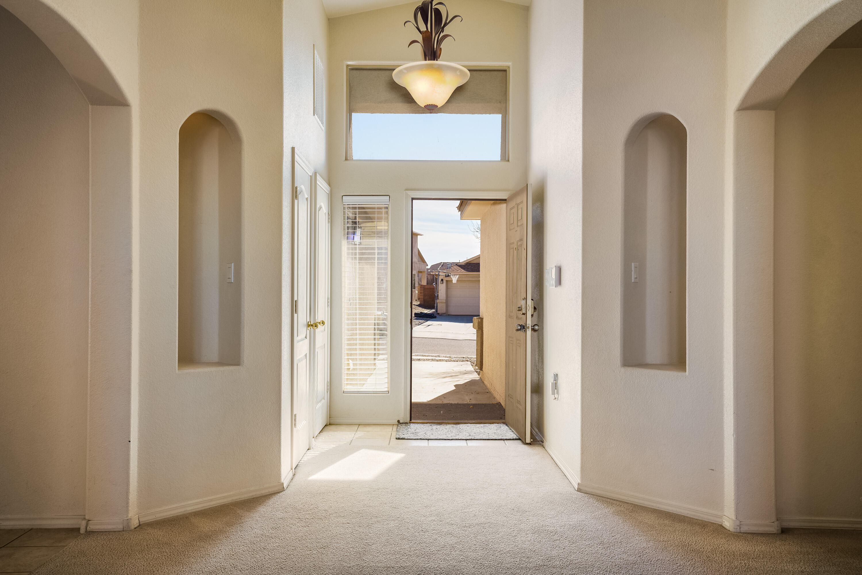 1319 SIDEWINDER Road NE