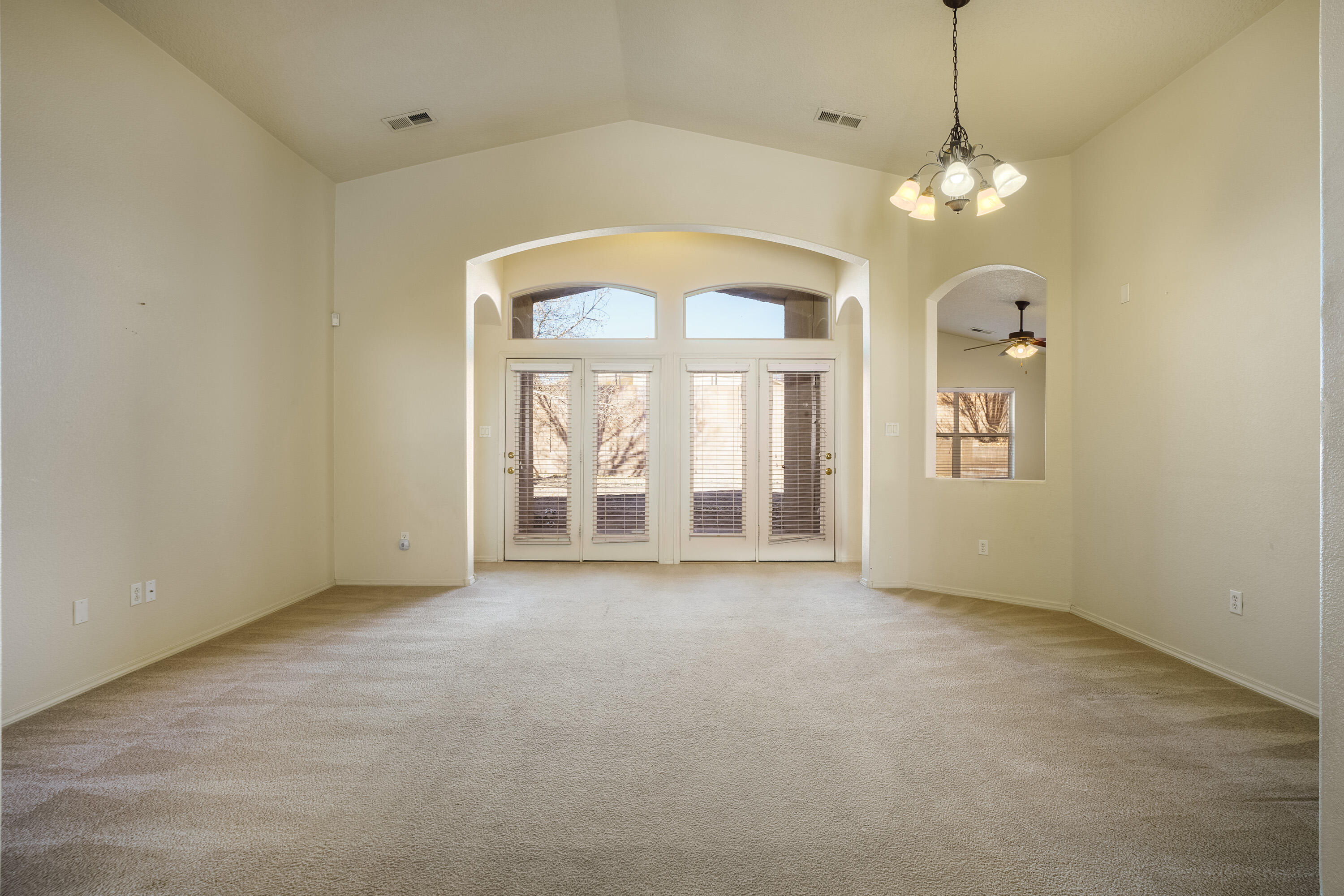 1319 SIDEWINDER Road NE