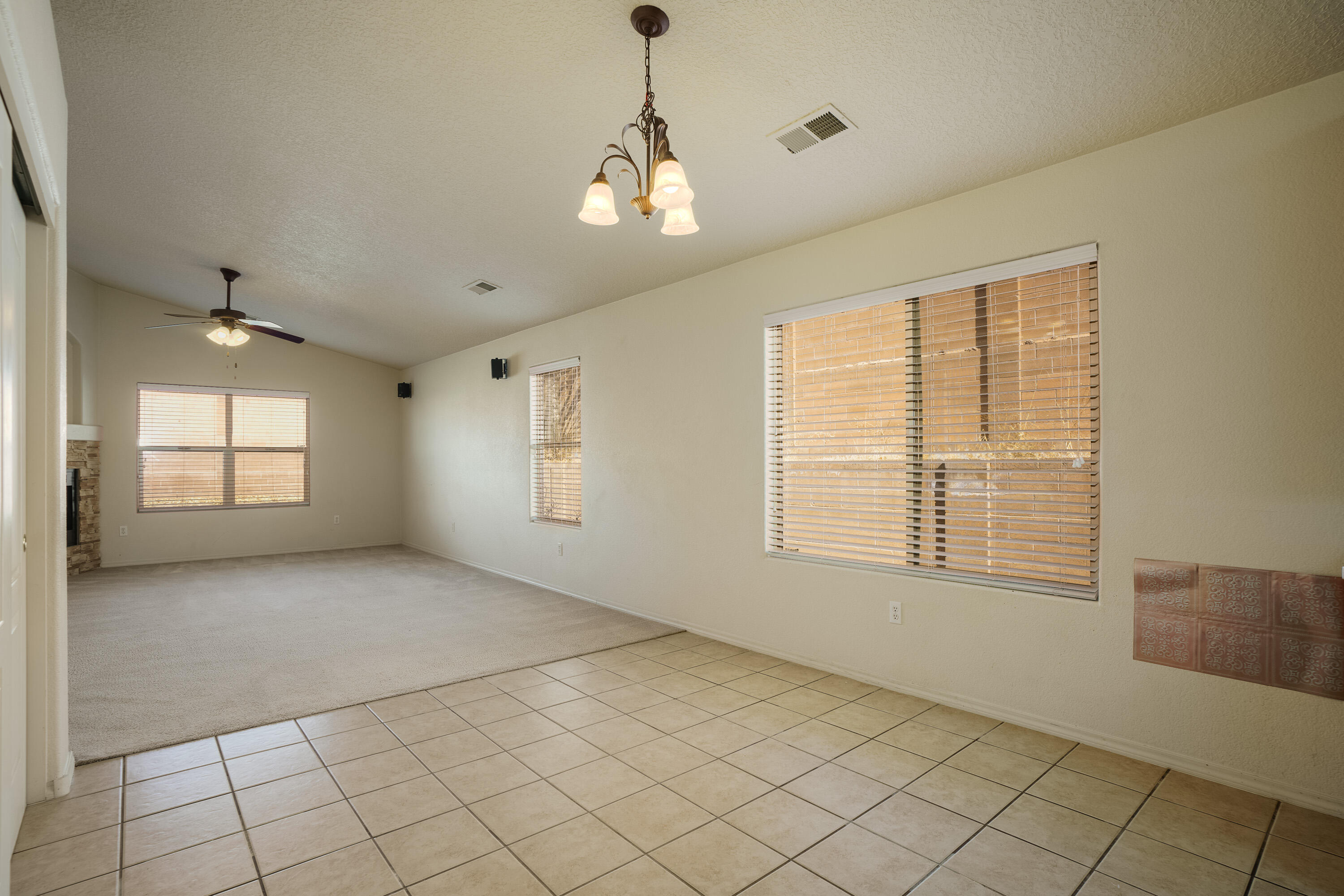 1319 SIDEWINDER Road NE