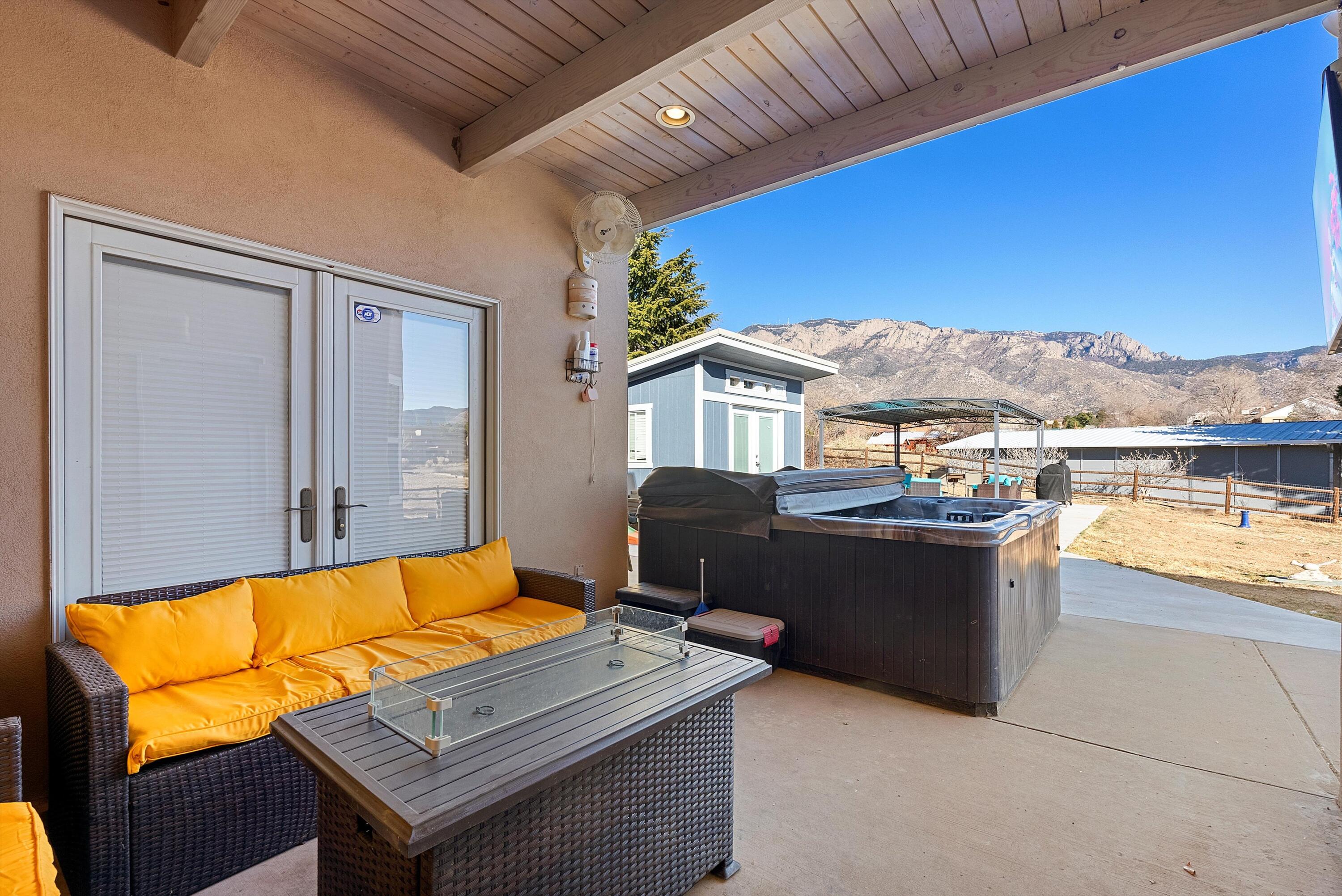 11211 OAKLAND Avenue NE