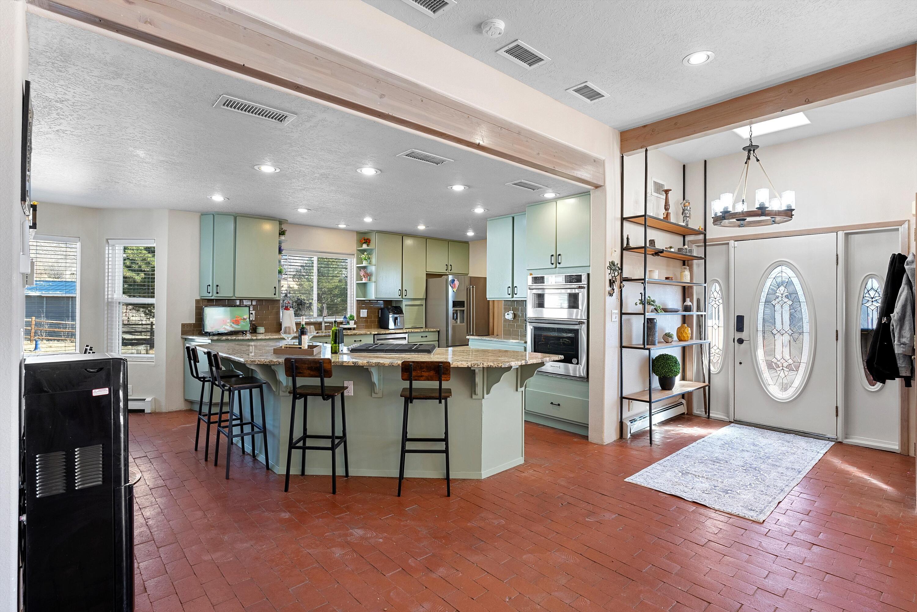 11211 OAKLAND Avenue NE