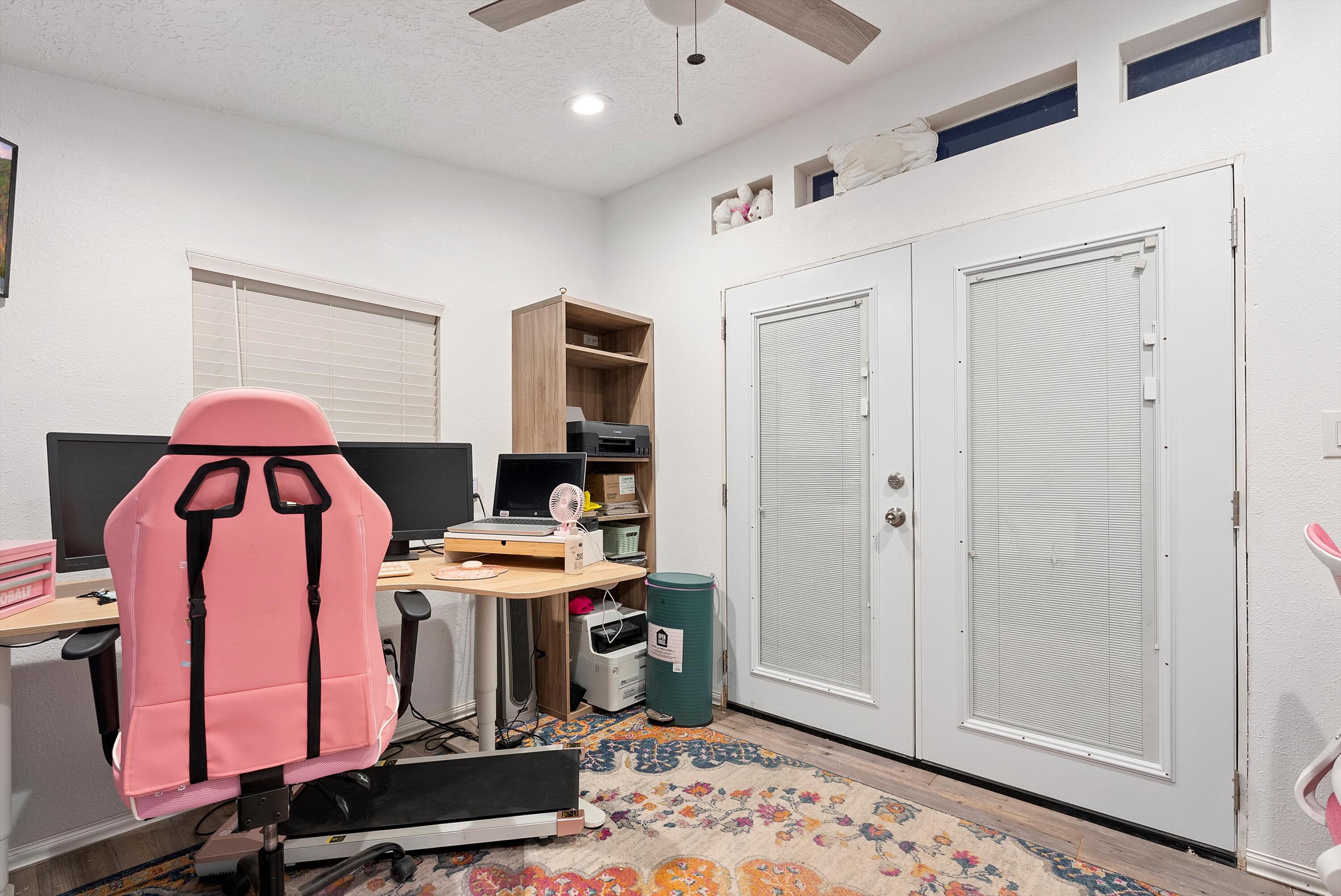 11211 OAKLAND Avenue NE