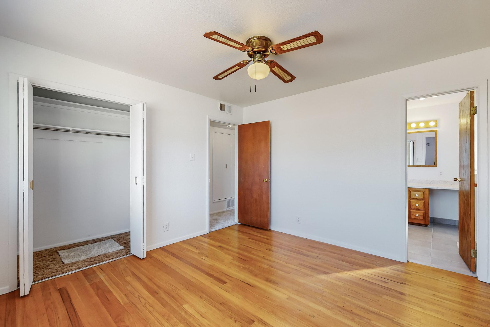 4500 DOUGLAS MACARTHUR Road NE