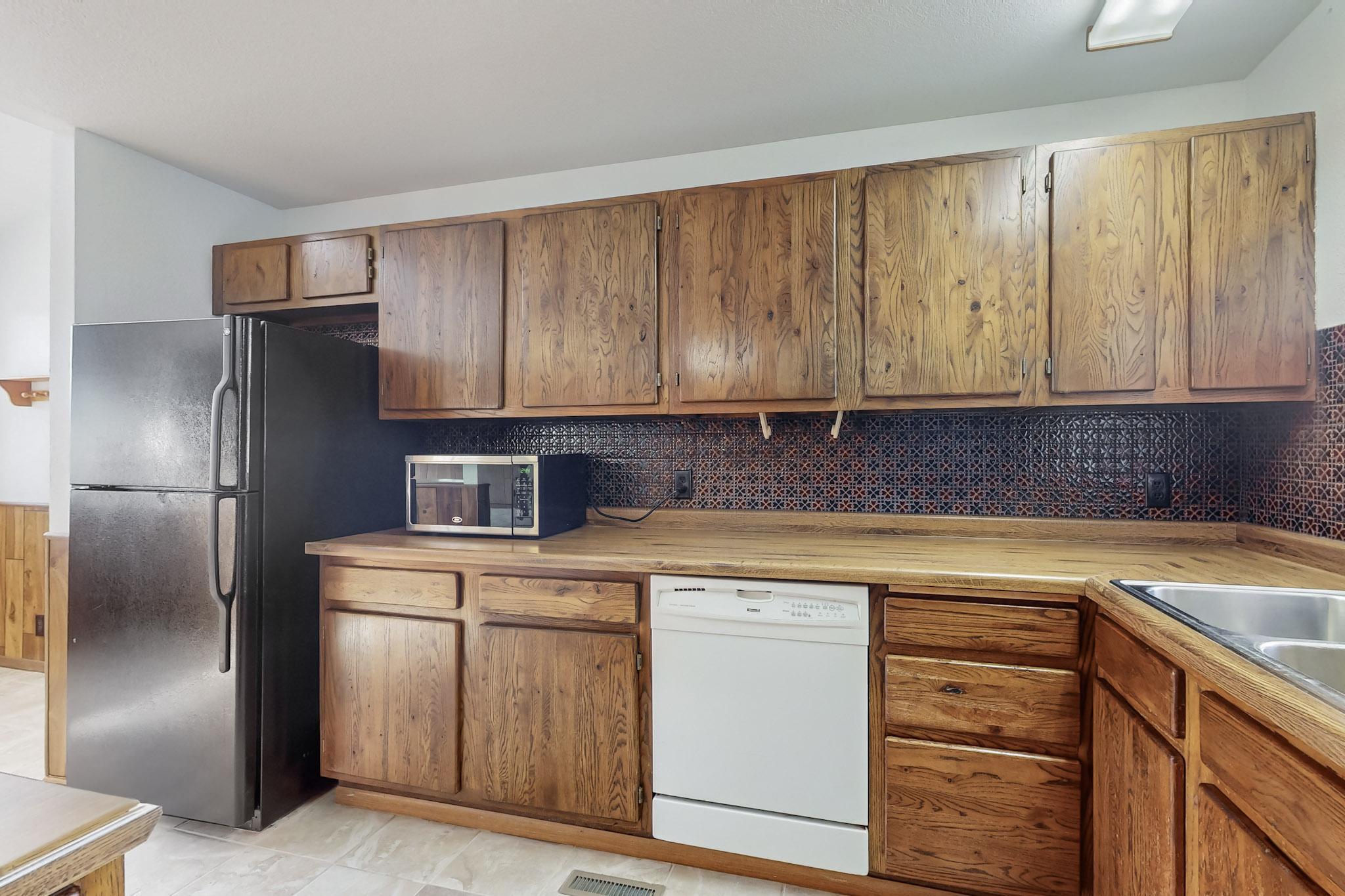 4500 DOUGLAS MACARTHUR Road NE