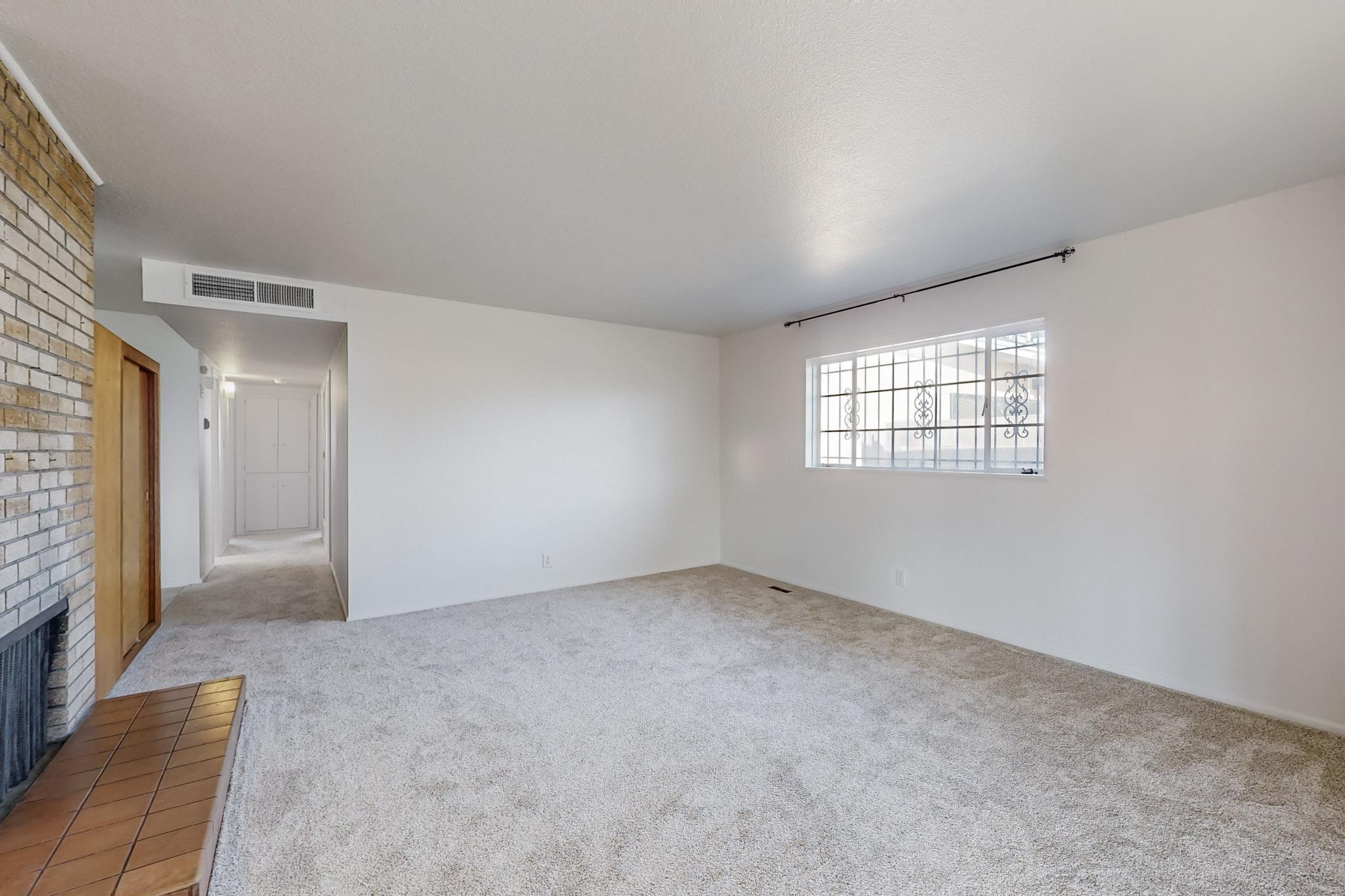 4500 DOUGLAS MACARTHUR Road NE