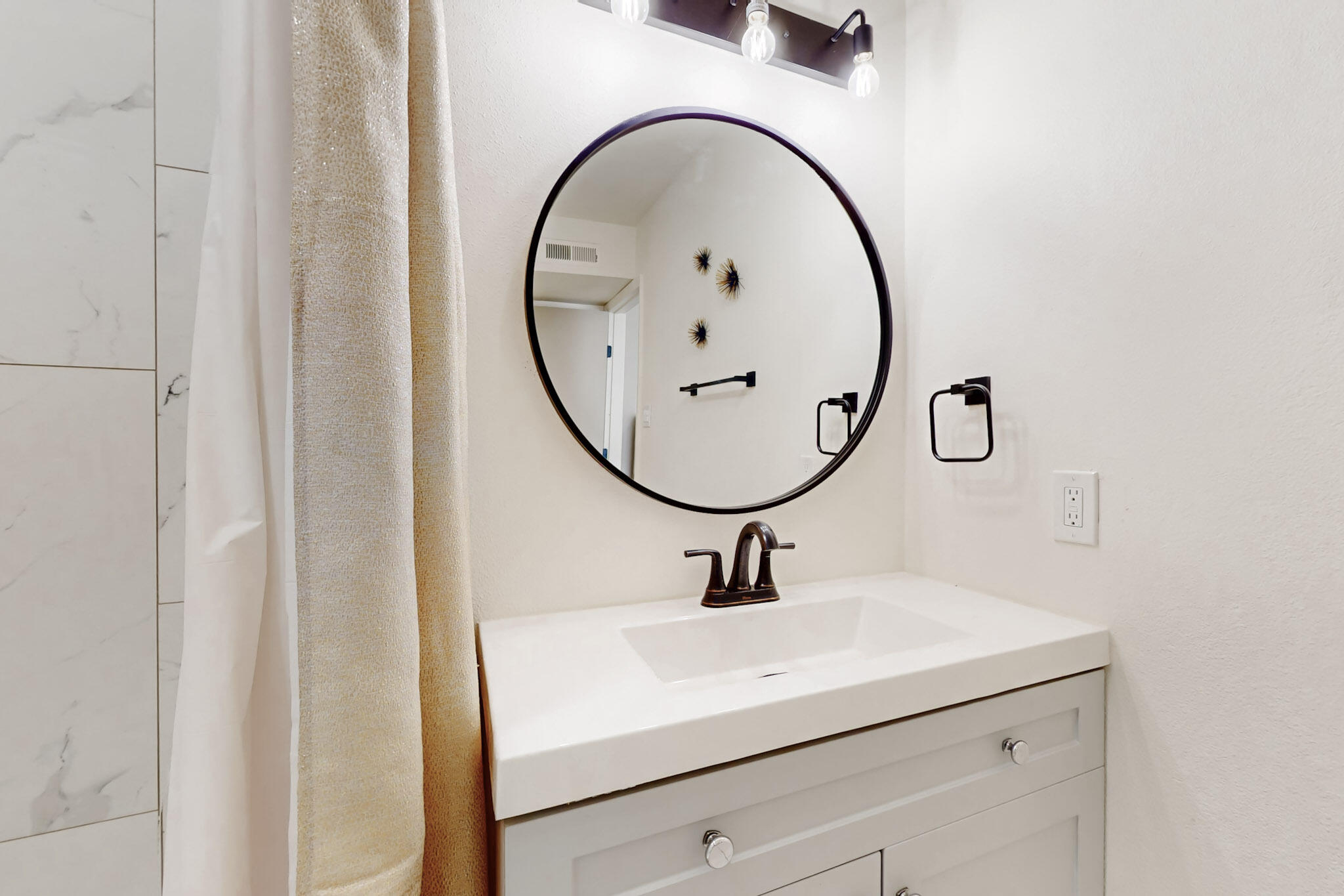 2705 MARICOPA Drive SE