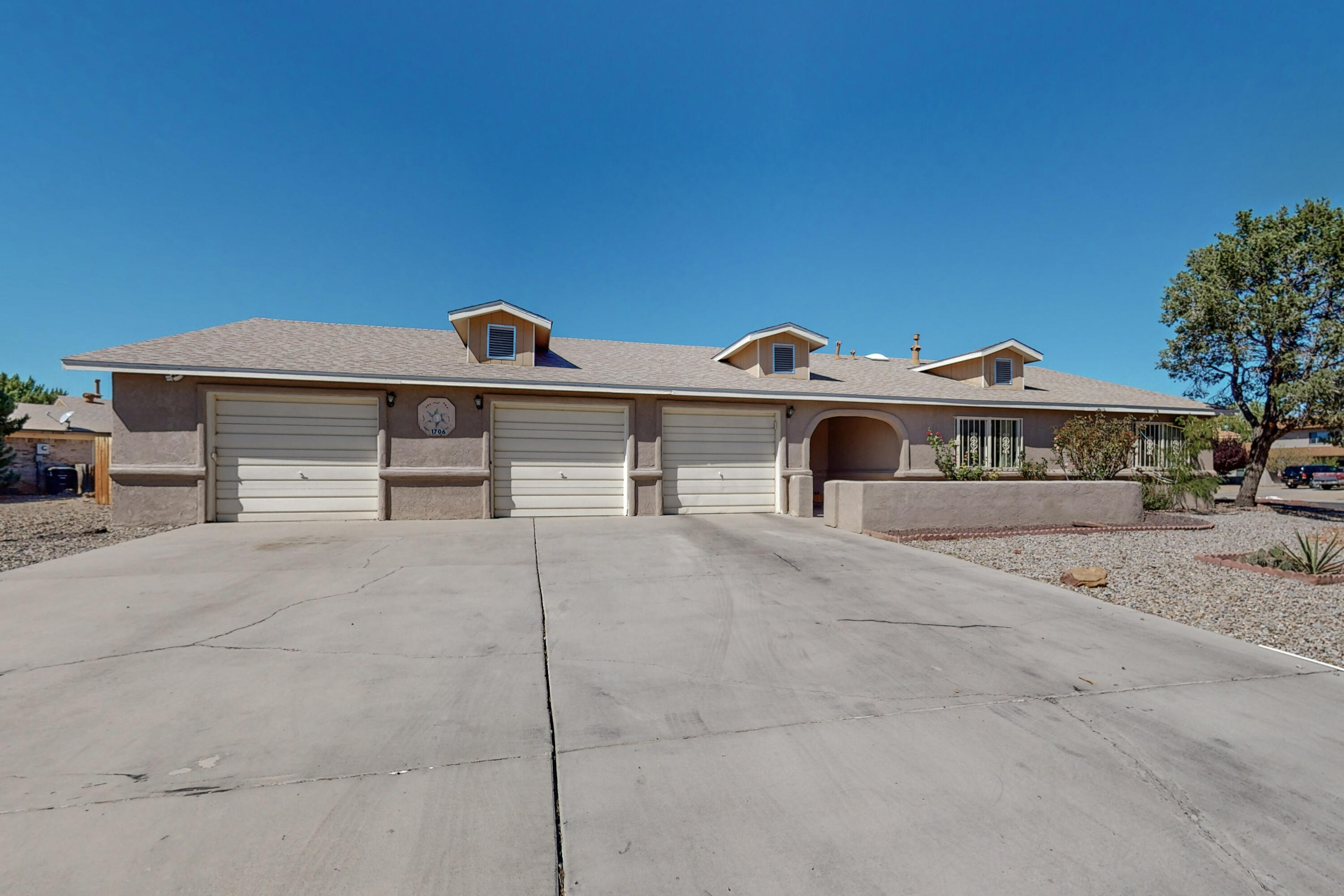 1706 UNITAS Court