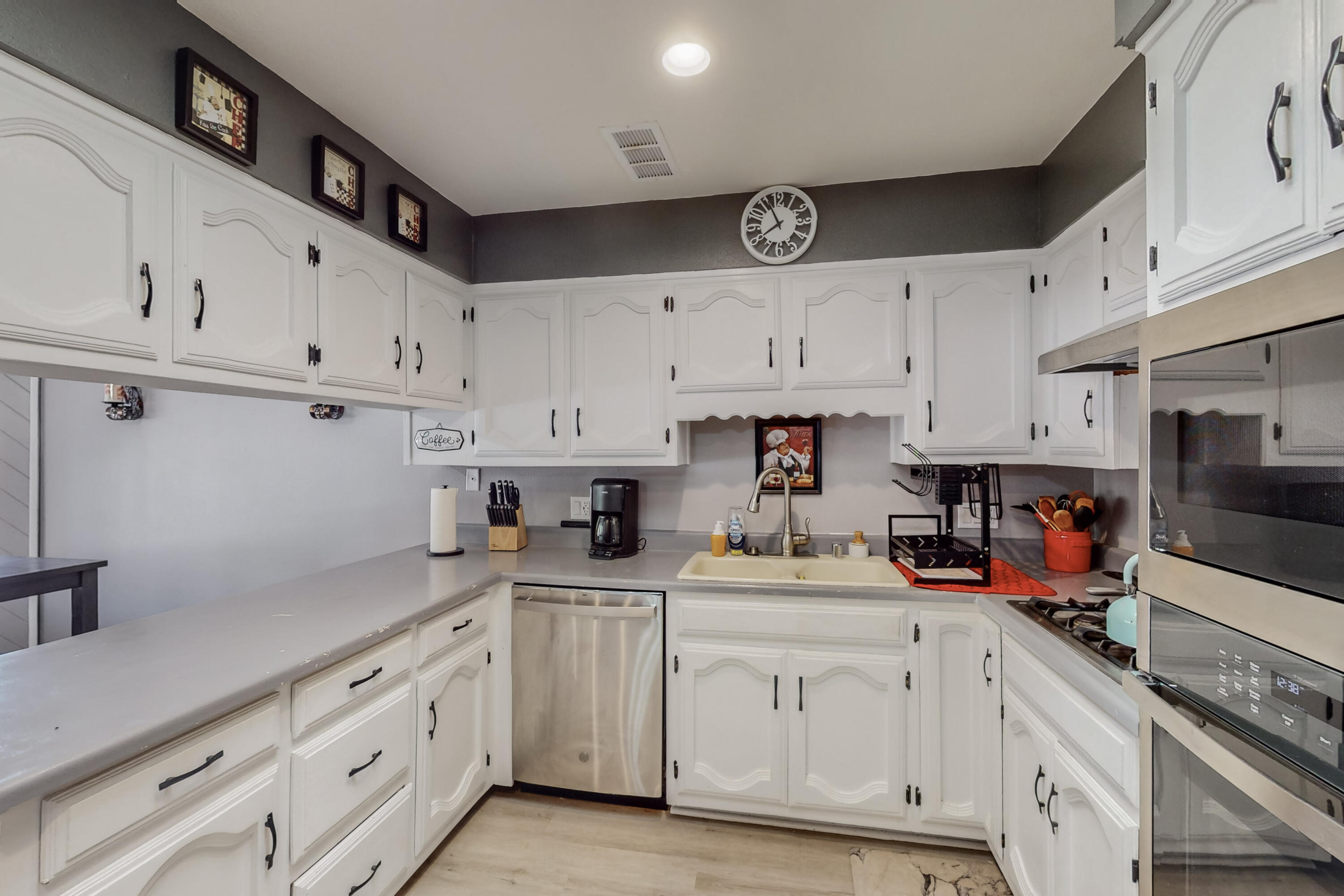 1706 UNITAS Court