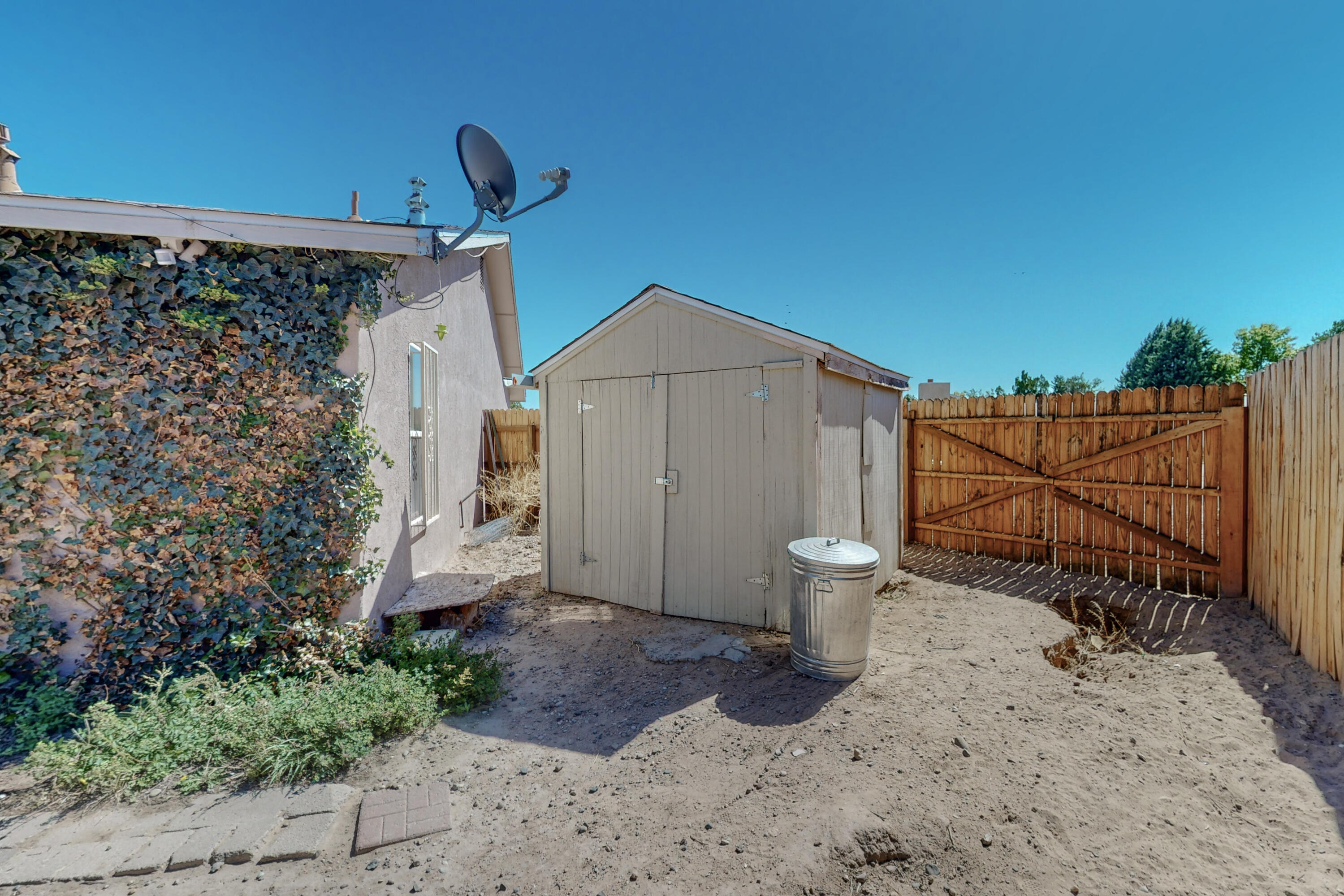 1706 UNITAS Court