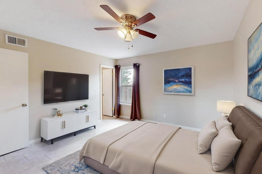 3855 MONTGOMERY Boulevard NE 1102