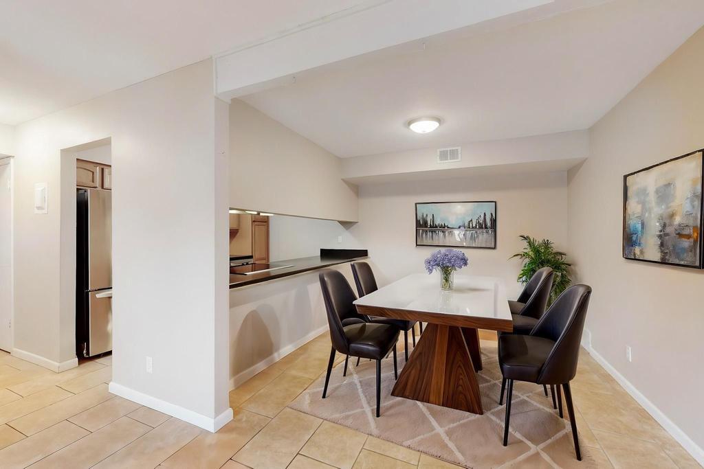 3855 MONTGOMERY Boulevard NE 1102