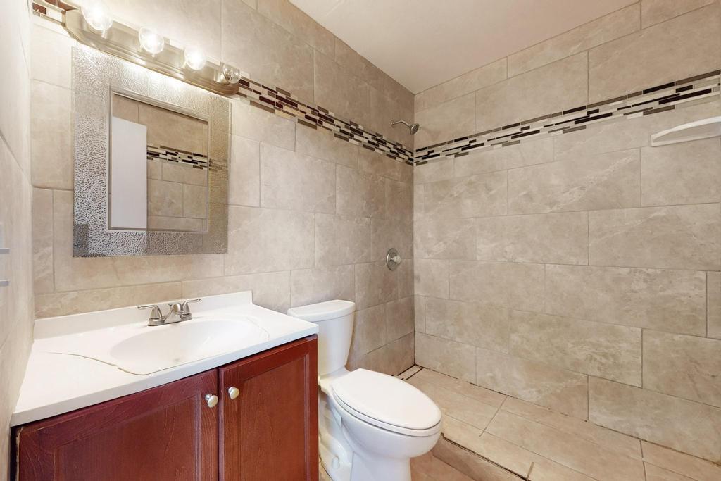 3855 MONTGOMERY Boulevard NE 1102