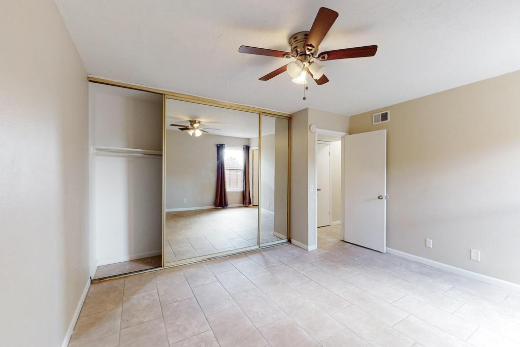 3855 MONTGOMERY Boulevard NE 1102