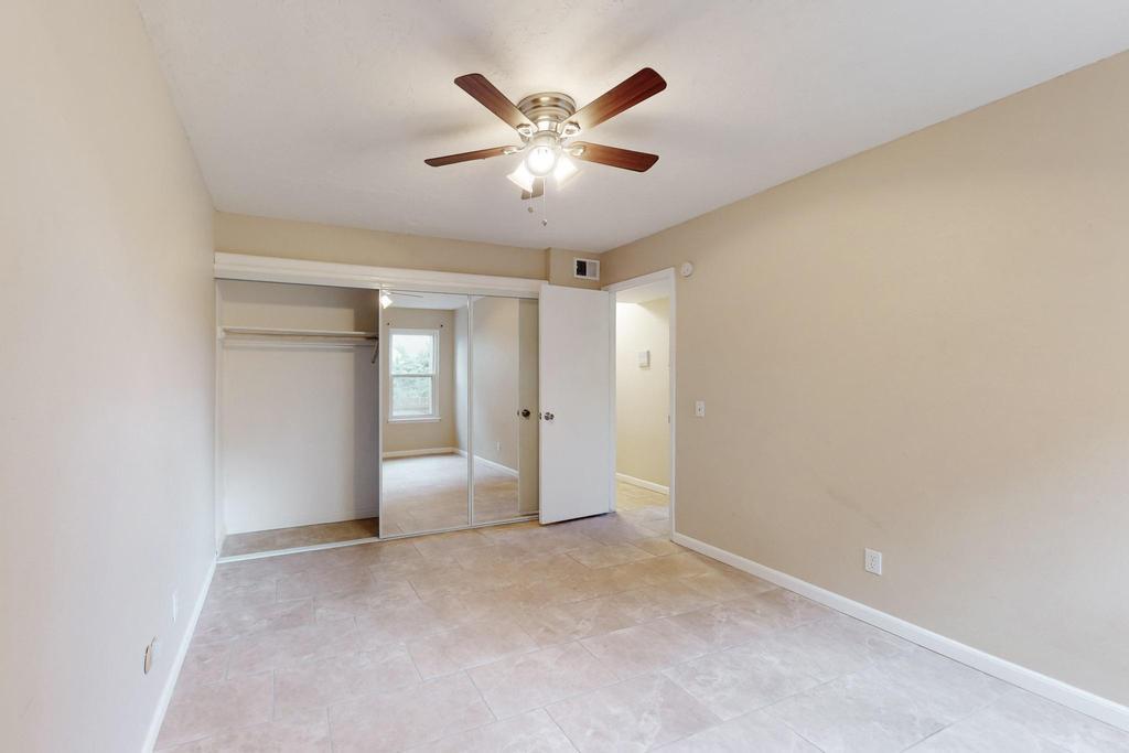 3855 MONTGOMERY Boulevard NE 1102