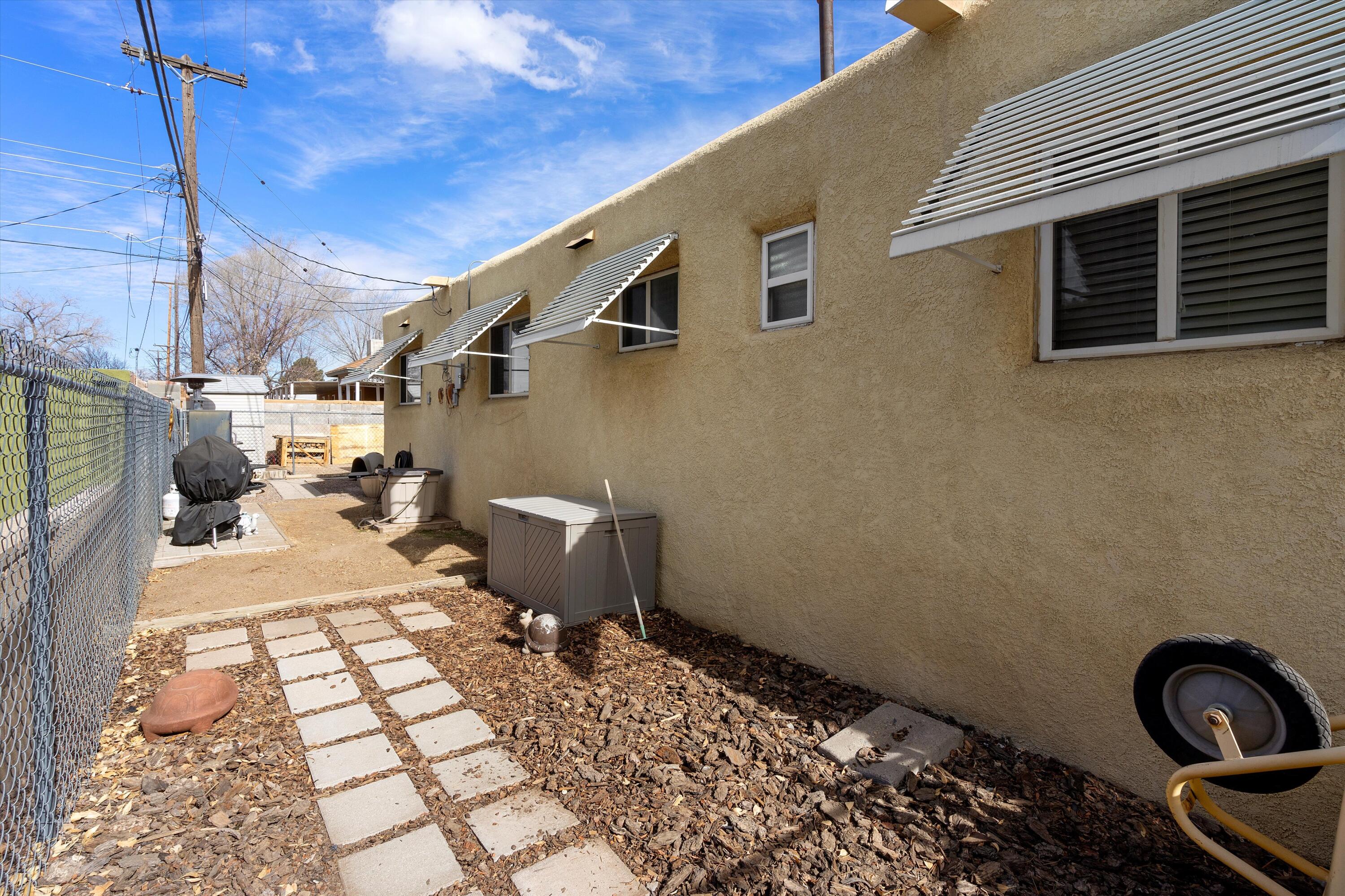 1505 WYOMING Boulevard NE