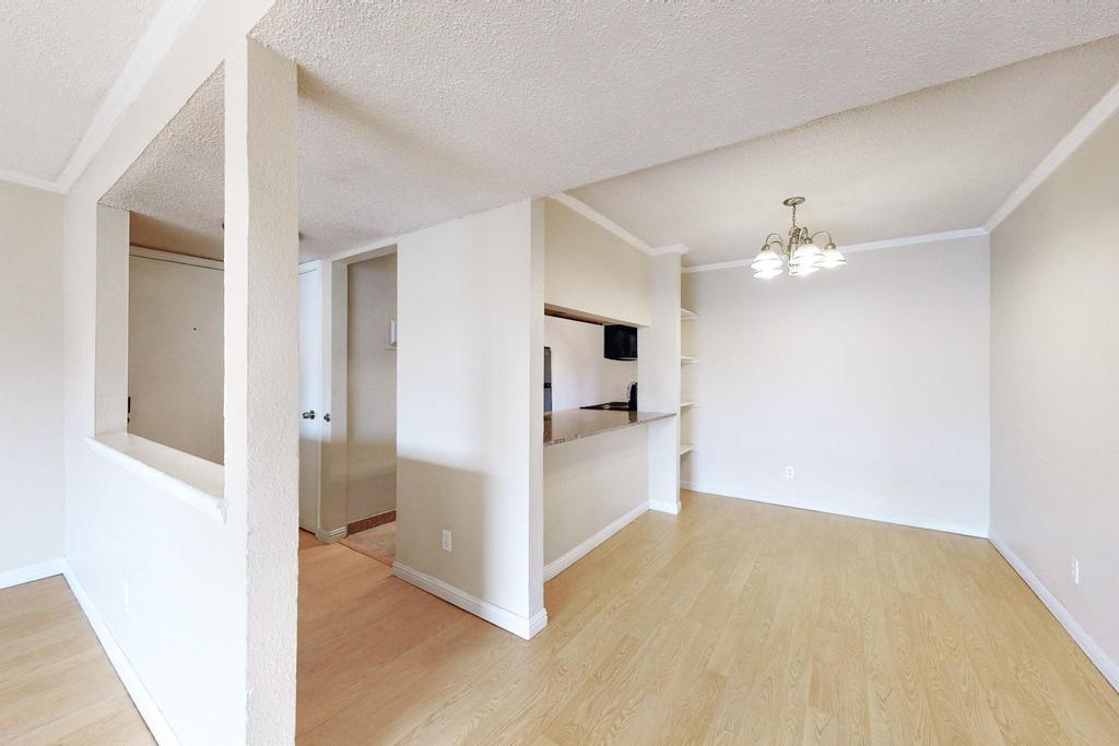 3845 MONTGOMERY Boulevard NE 938