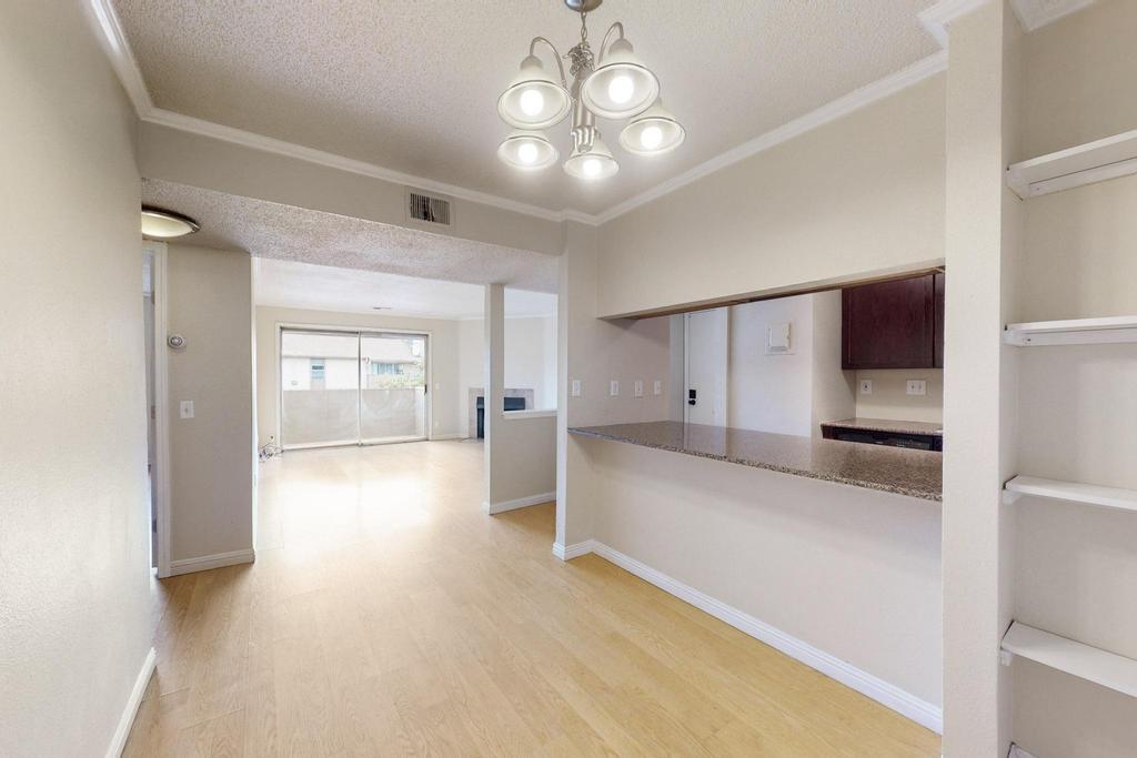 3845 MONTGOMERY Boulevard NE 938