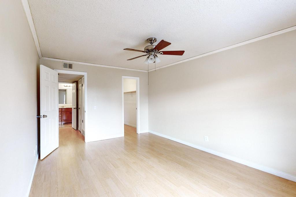 3845 MONTGOMERY Boulevard NE 938