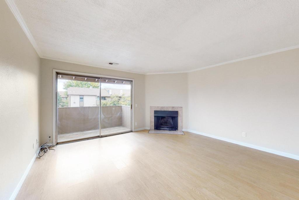 3845 MONTGOMERY Boulevard NE 938