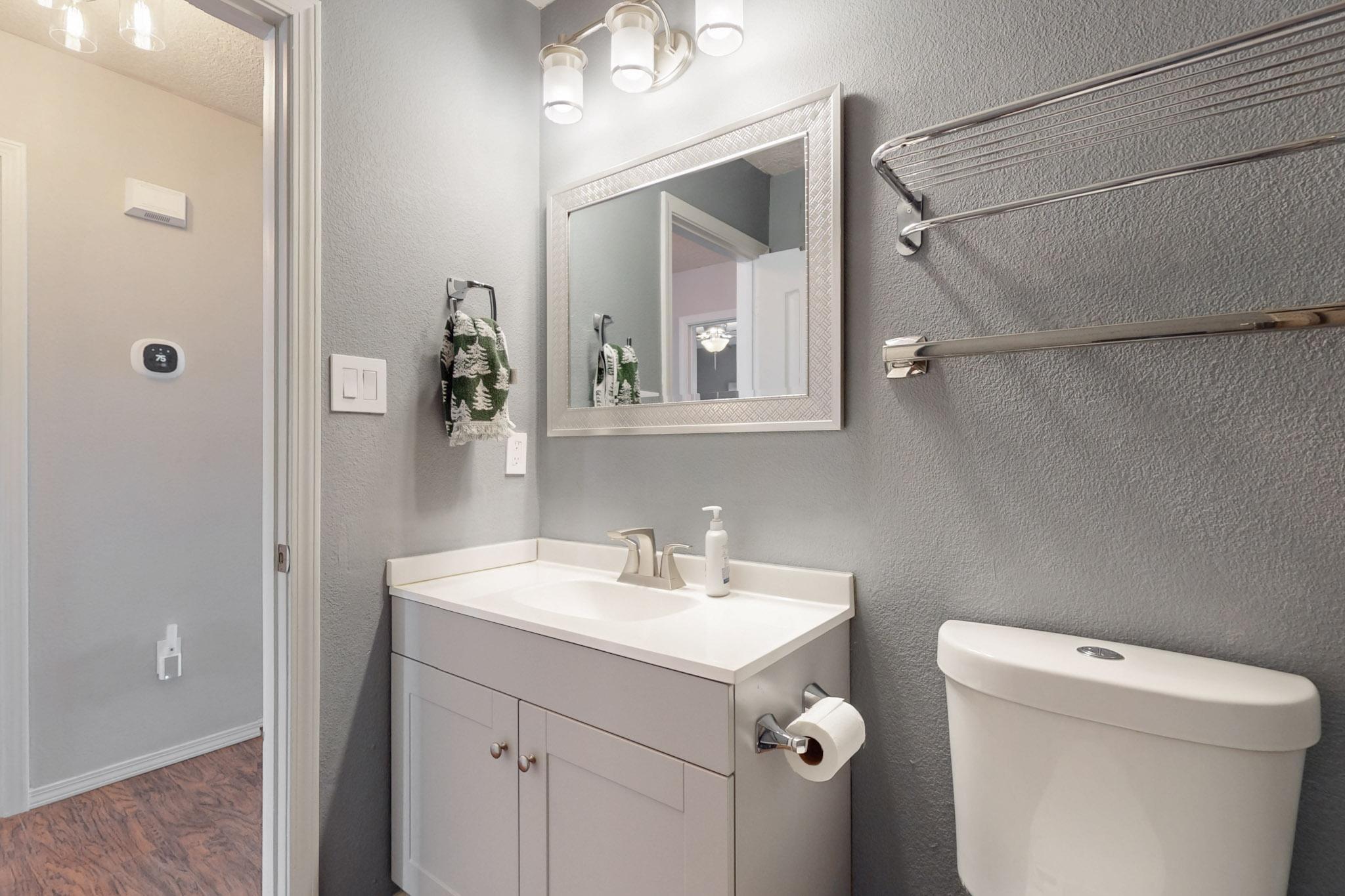 3725 LUCID MEADOWS Drive NE