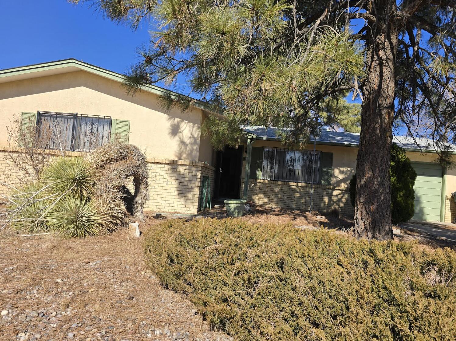 11701 Mocho Place NE