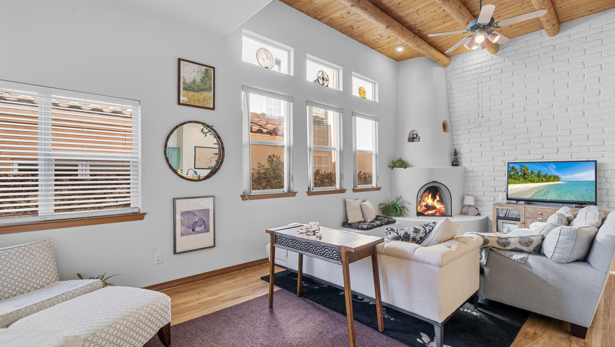 6304 CANTERBURY NE